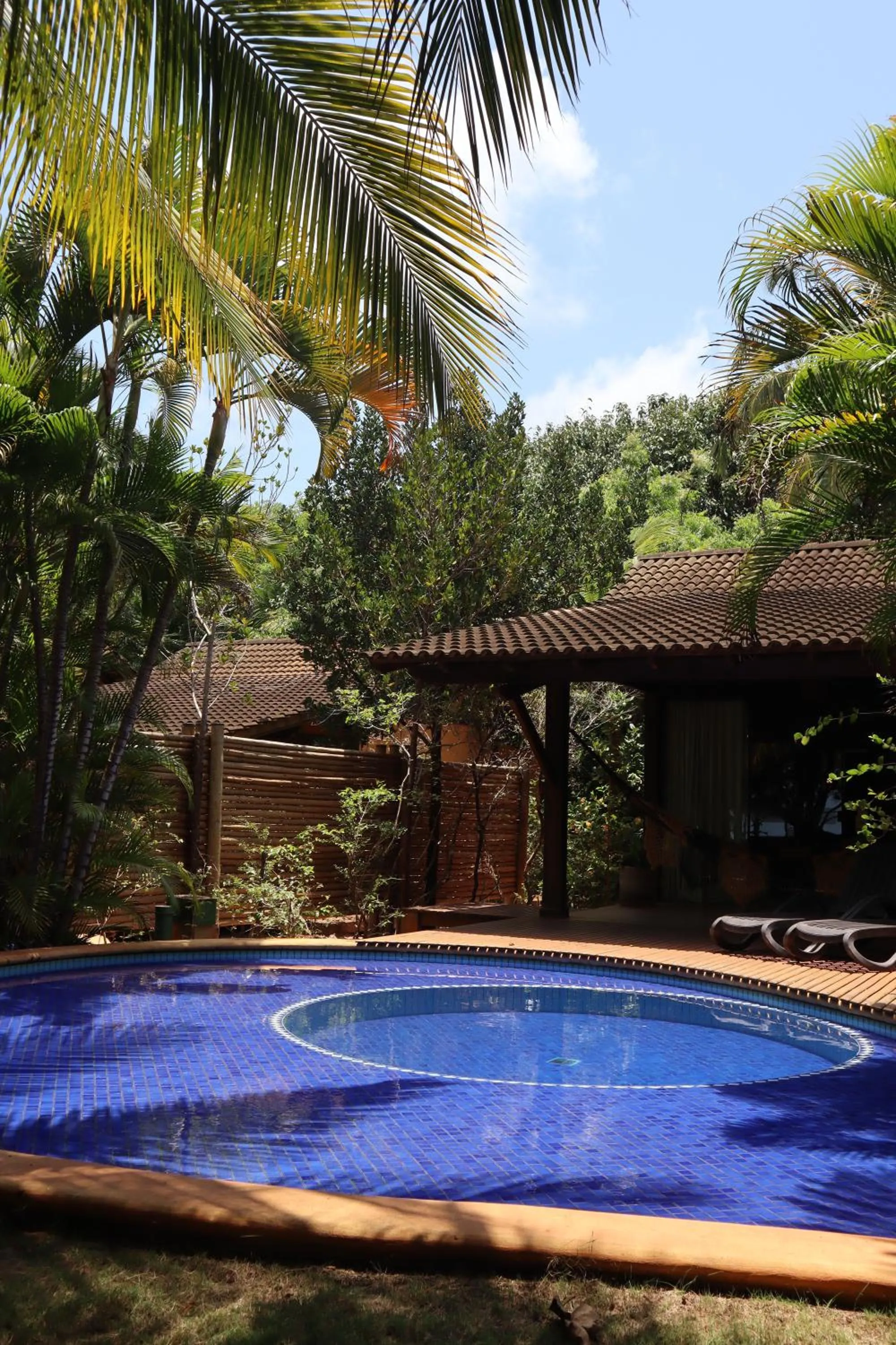 Swimming pool in Bupitanga Hotel