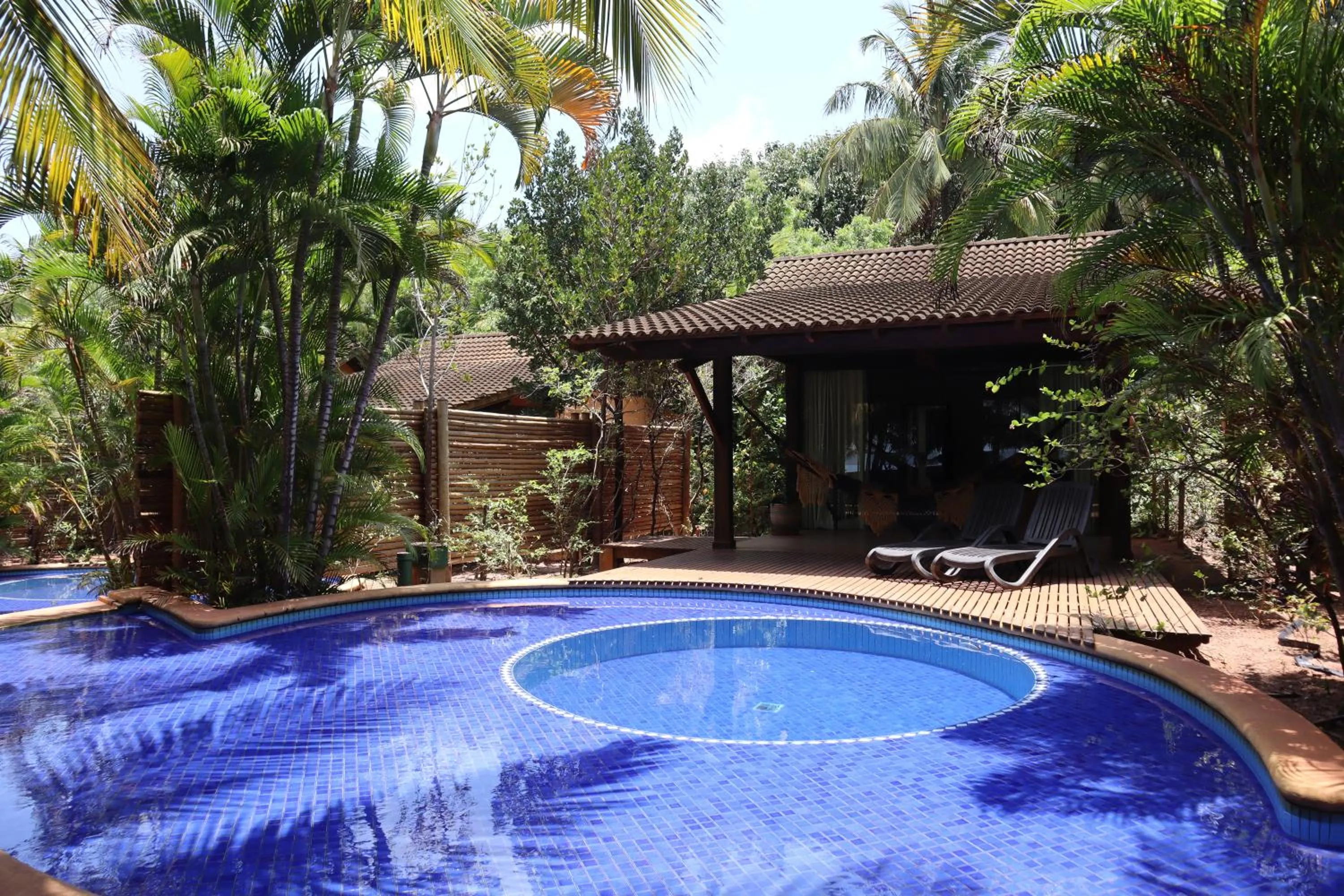 Swimming pool in Bupitanga Hotel