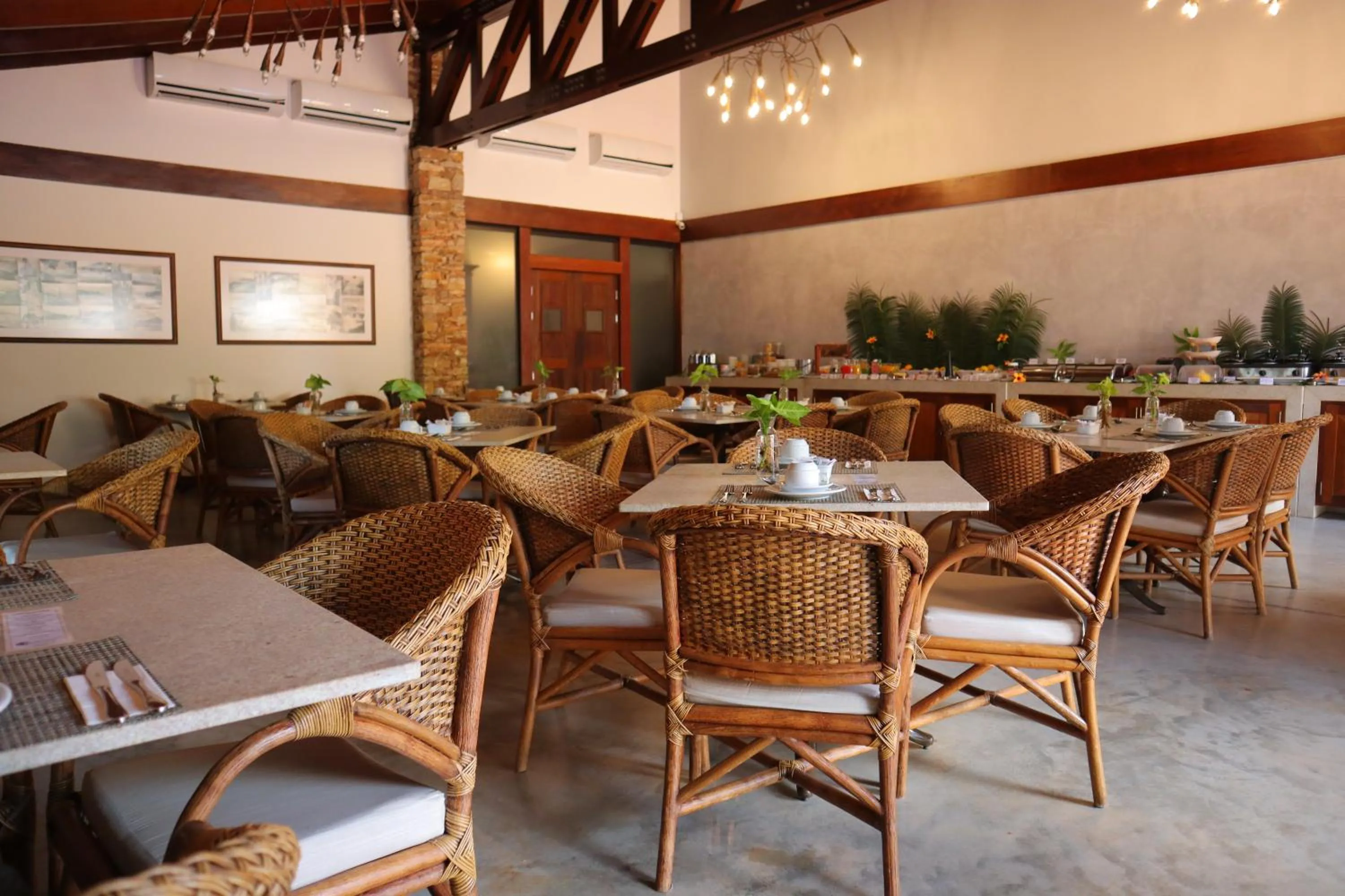 Breakfast in Bupitanga Hotel