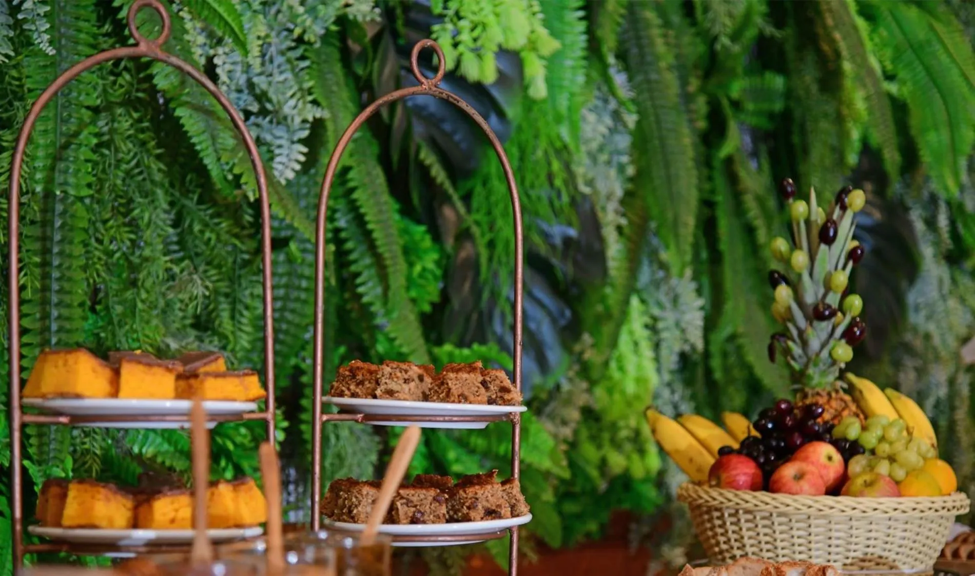 Restaurant/places to eat in Pestana São Paulo