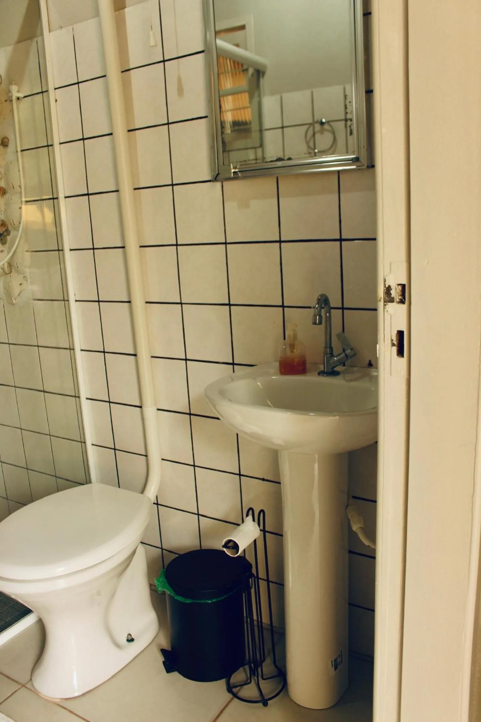 Shower in Casa dos Açores B&B