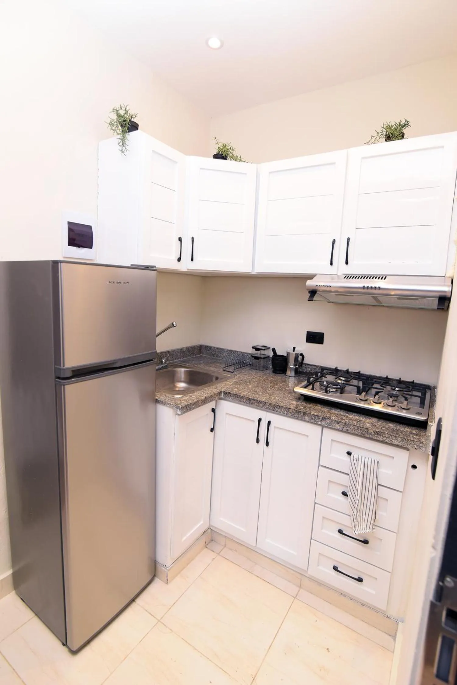 Kitchen or kitchenette in Solmi Rooms