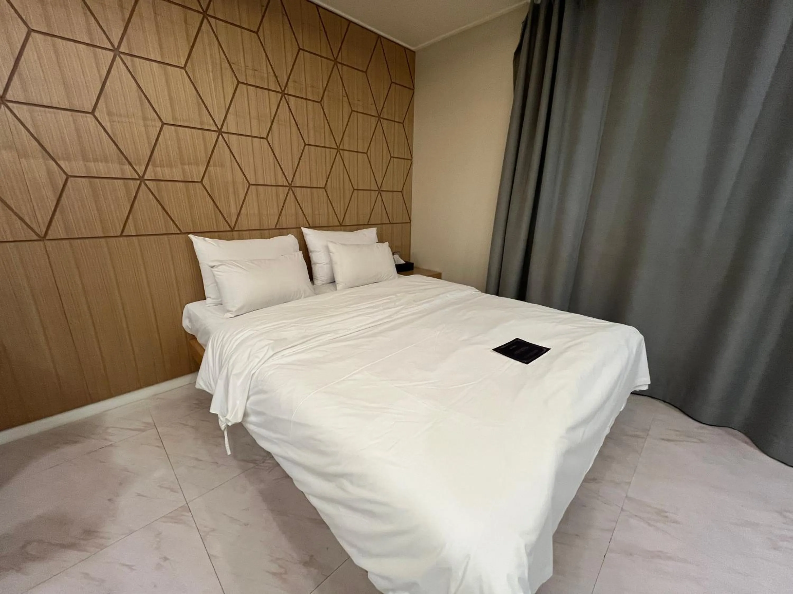 Bed in Carlton Hotel Bupyeong