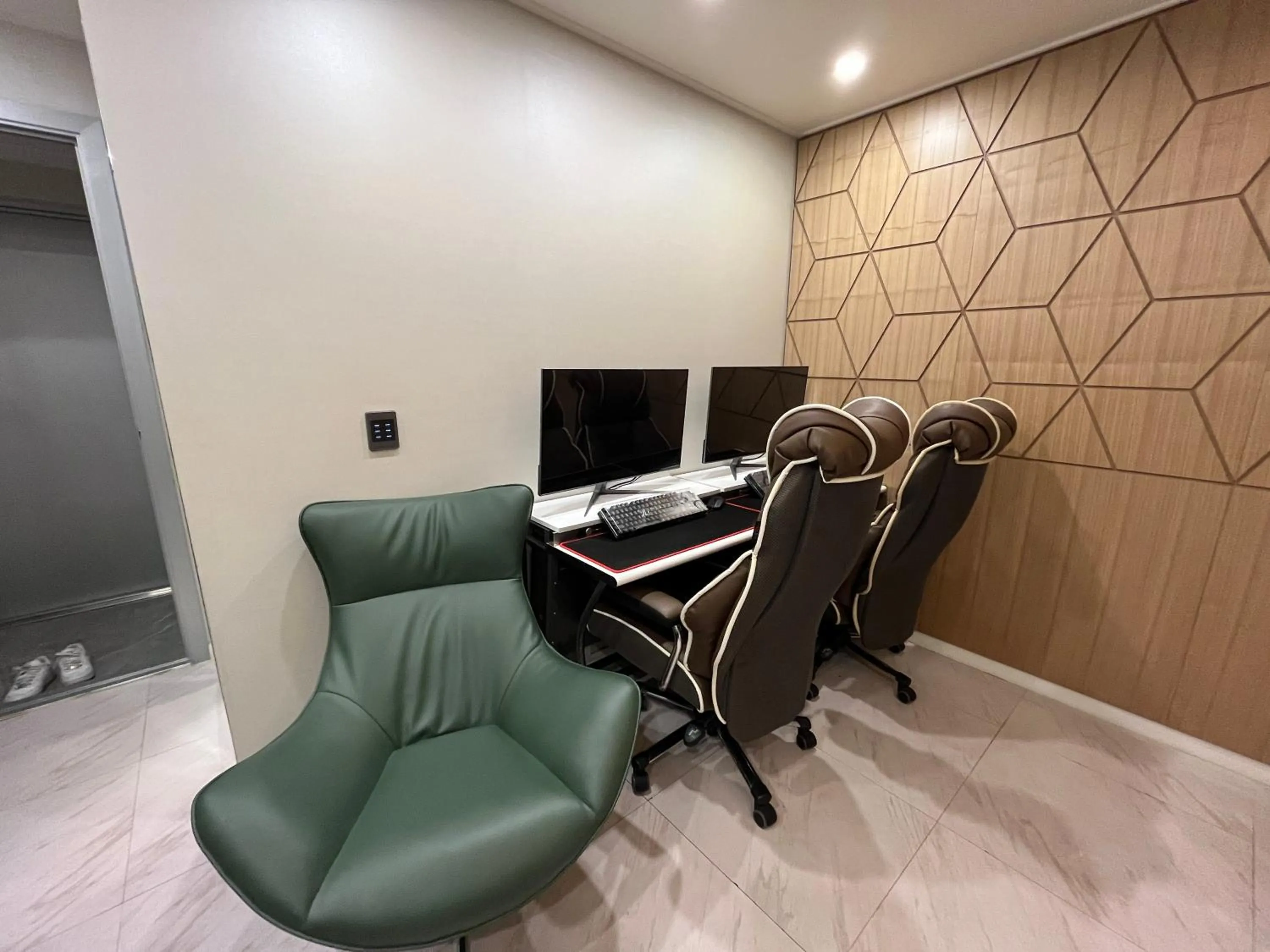 Carlton Hotel Bupyeong