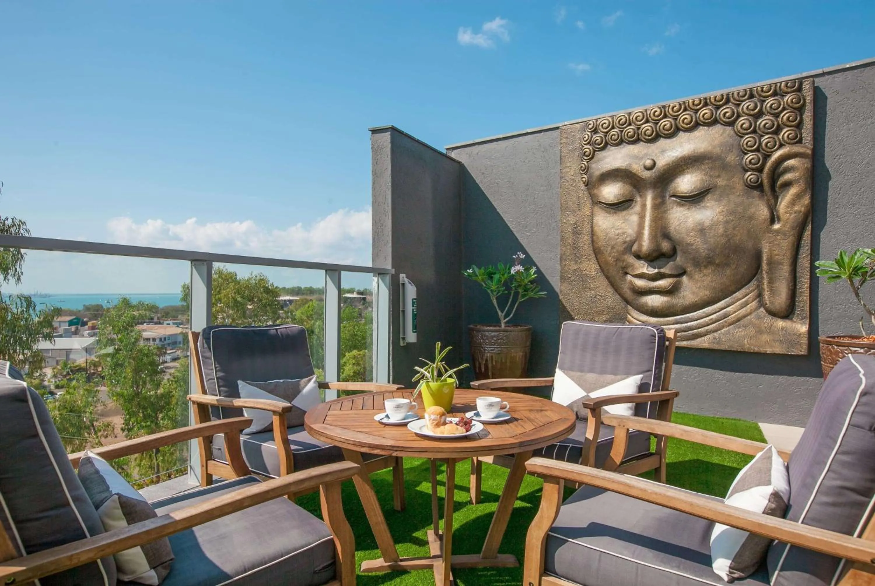 Restaurant/places to eat in Ramada Suites by Wyndham Zen Quarter Darwin