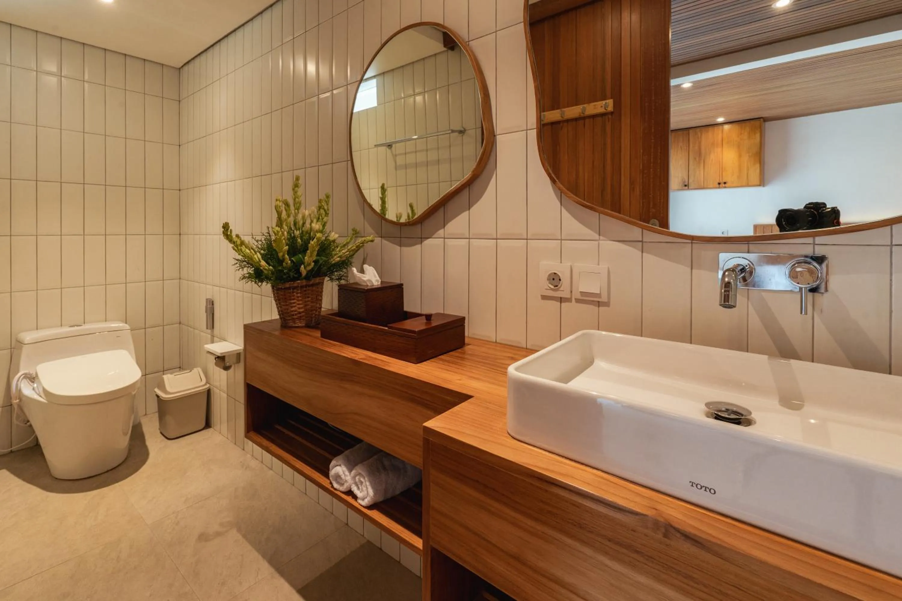 Bathroom in Villa Avocagolf Uluwatu by Nakula