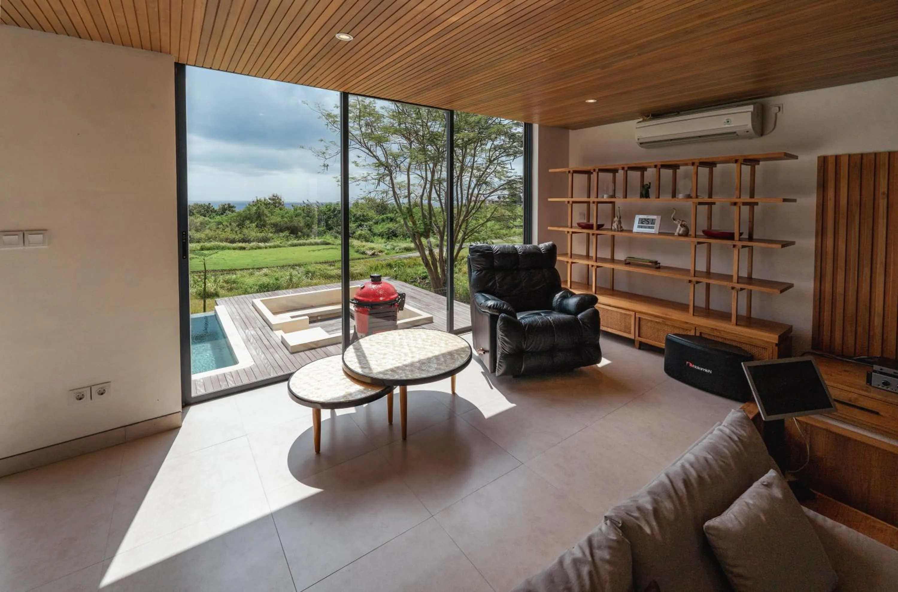 Living room in Villa Avocagolf Uluwatu by Nakula