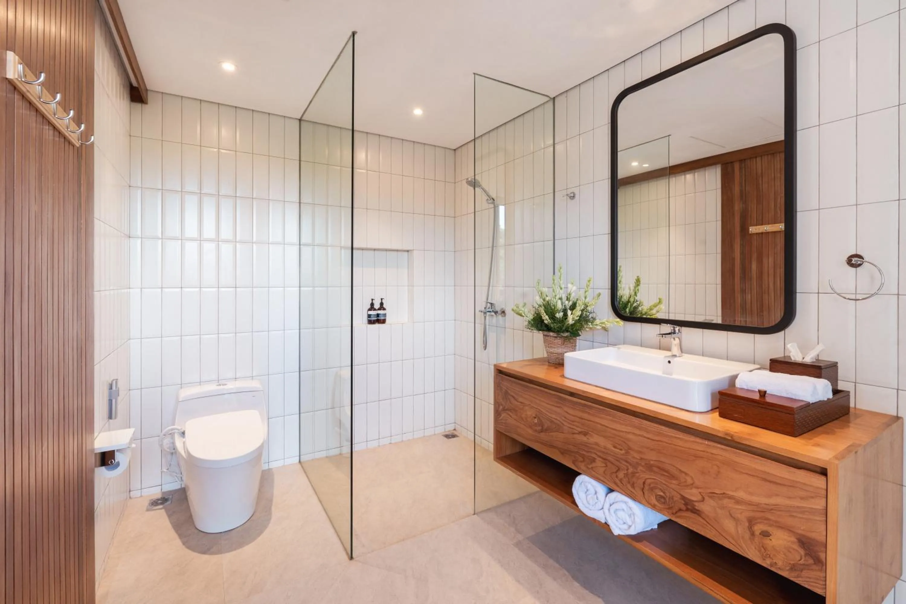 Bathroom in Villa Avocagolf Uluwatu by Nakula