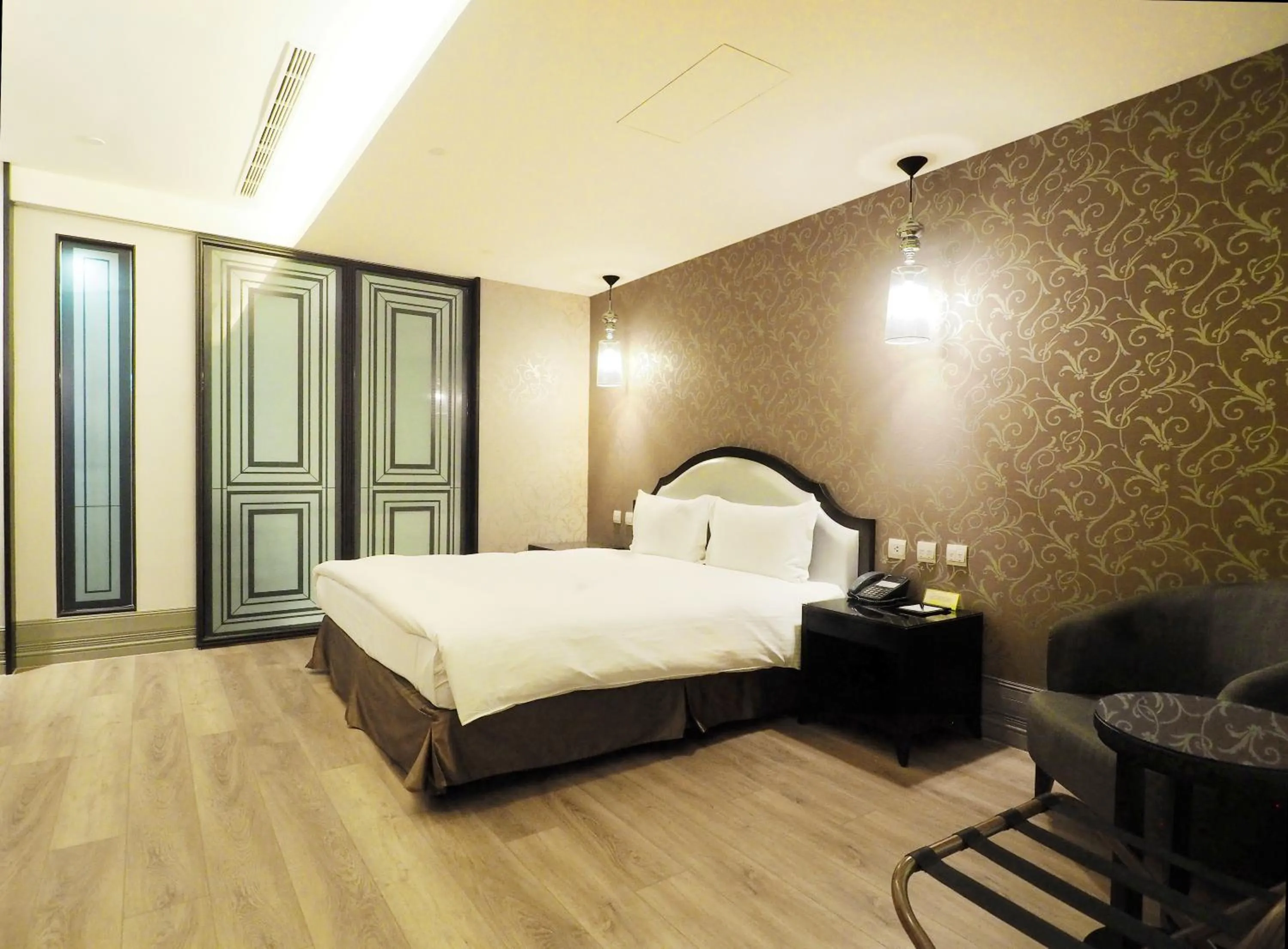 Bed in Stay Hotel - Taichung Yizhong