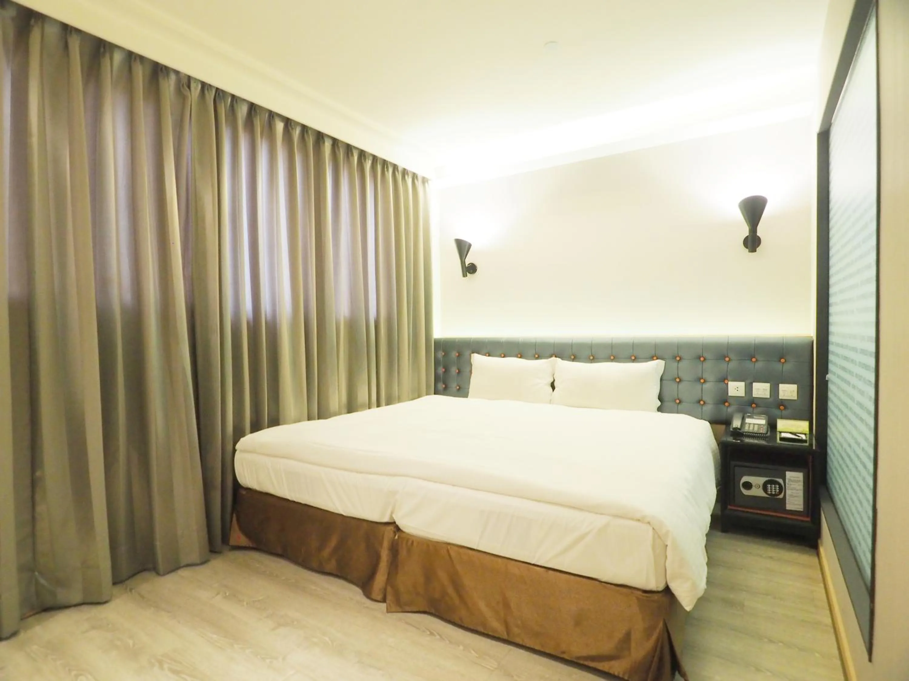 Bed in Stay Hotel - Taichung Yizhong