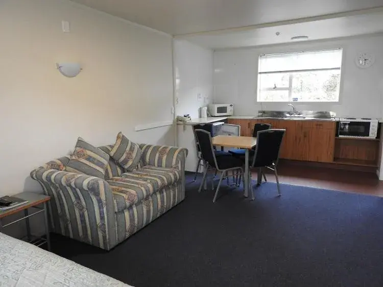 Corporate One Bedroom Apartment in A'Abode Motor Lodge Corporate One Bedroom Apartment in A'Abode Motor Lodge