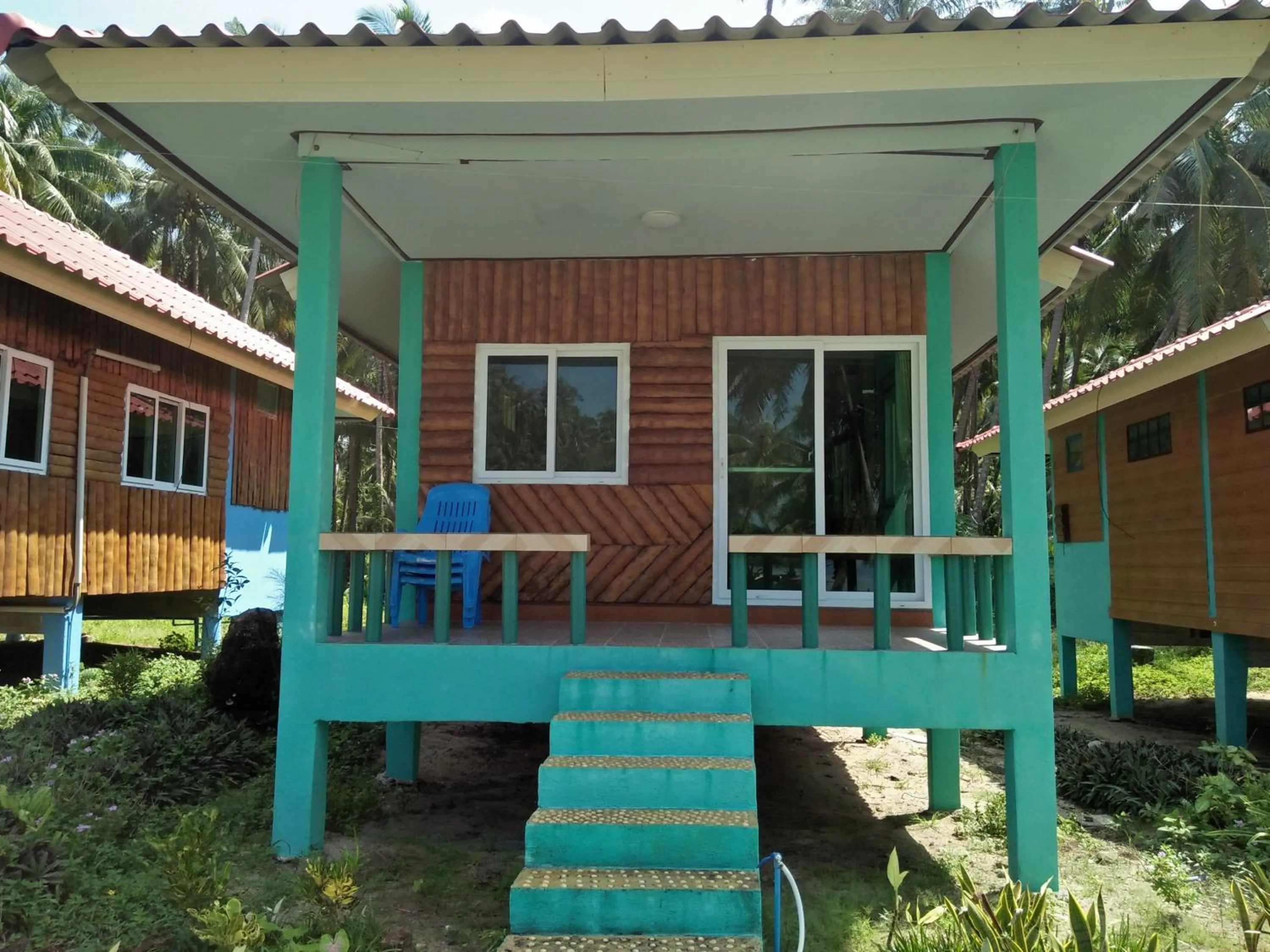 Patio in Happy Days Resort