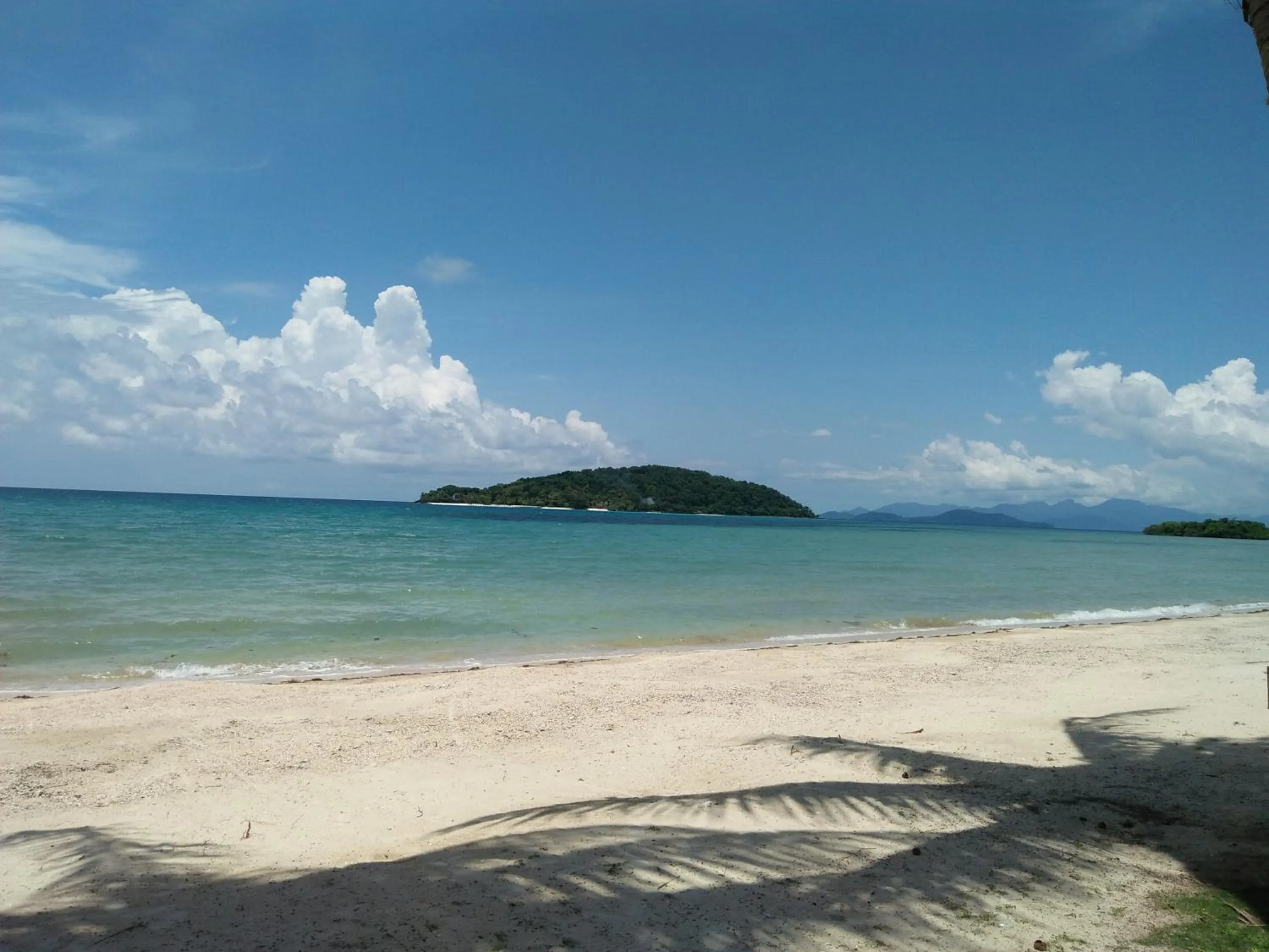 Beach in Happy Days Resort