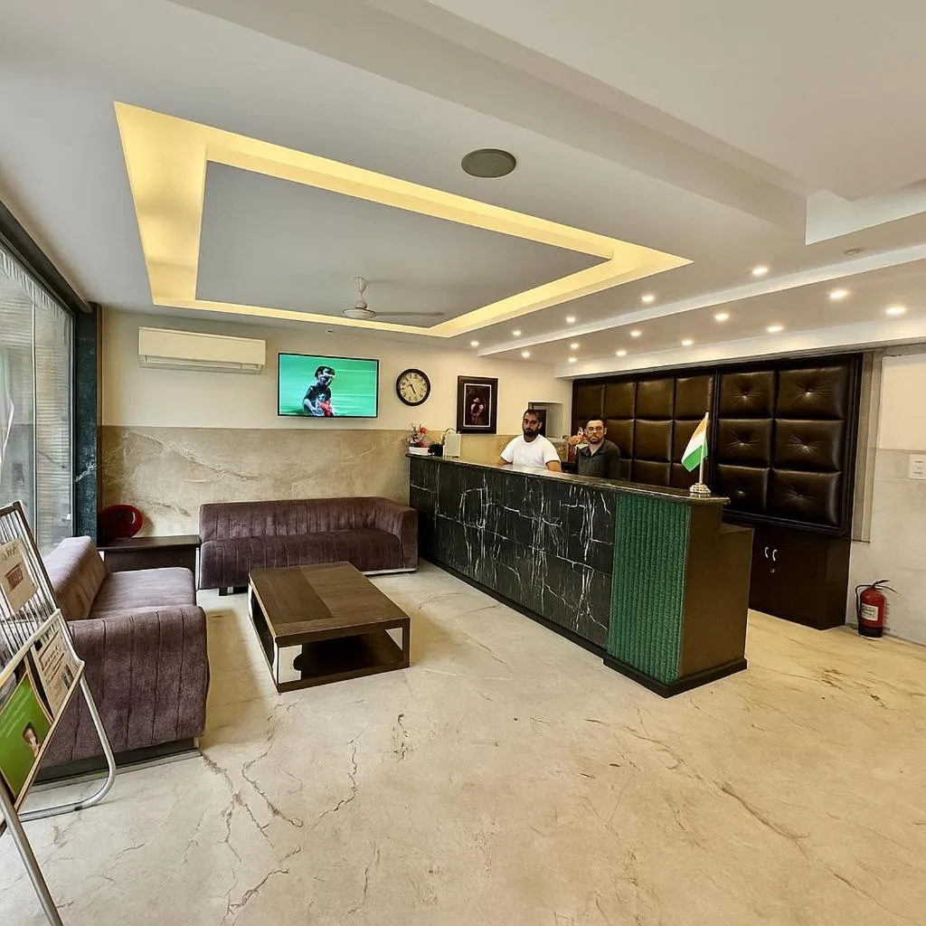 Hotel Kingston Park, Karol Bagh, New Delhi - 2 Mins from Metro