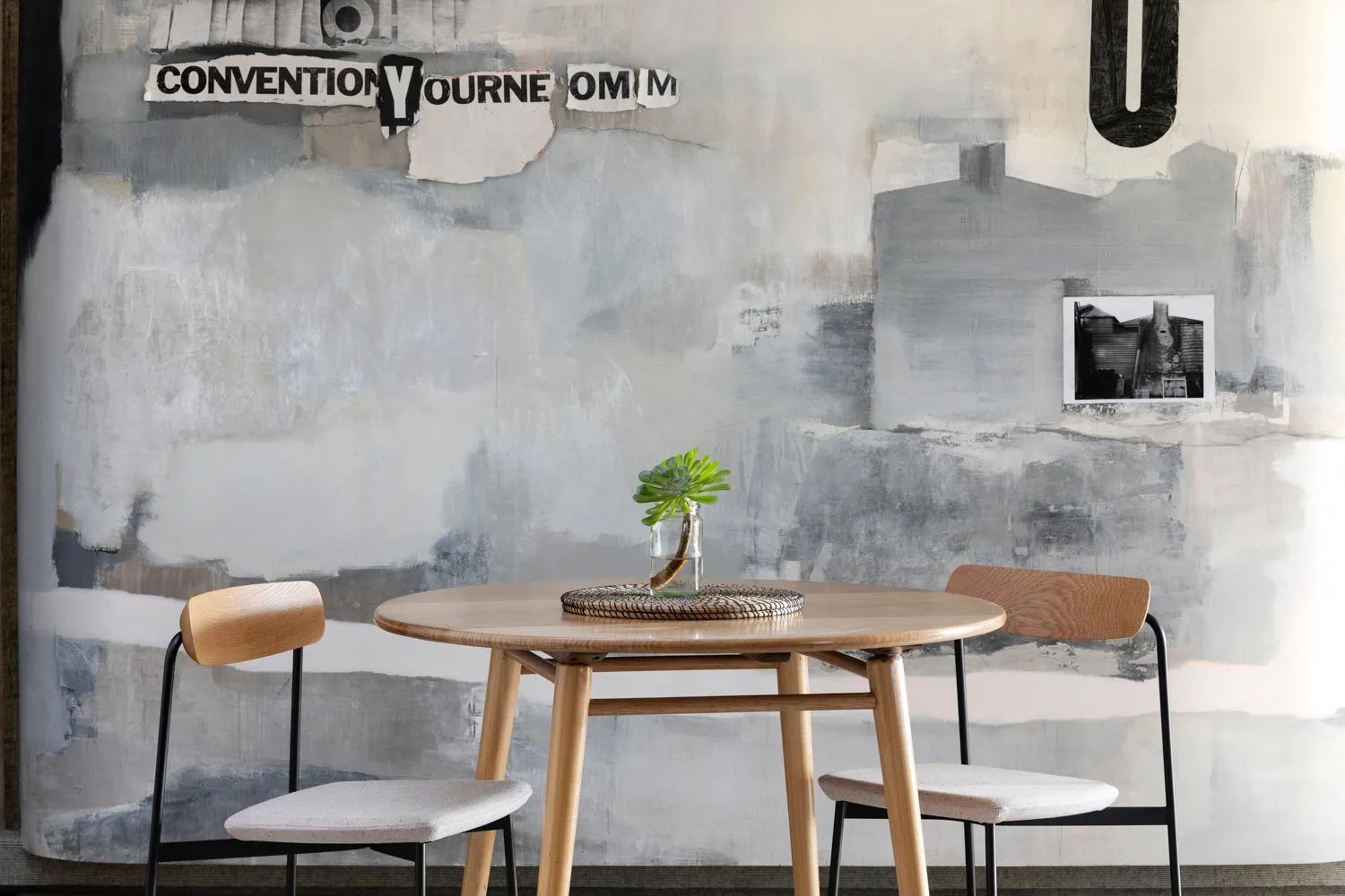 Dining area in Drift House