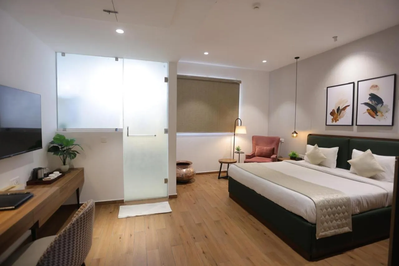 Bed in Pondy Heights - Suites and Studios