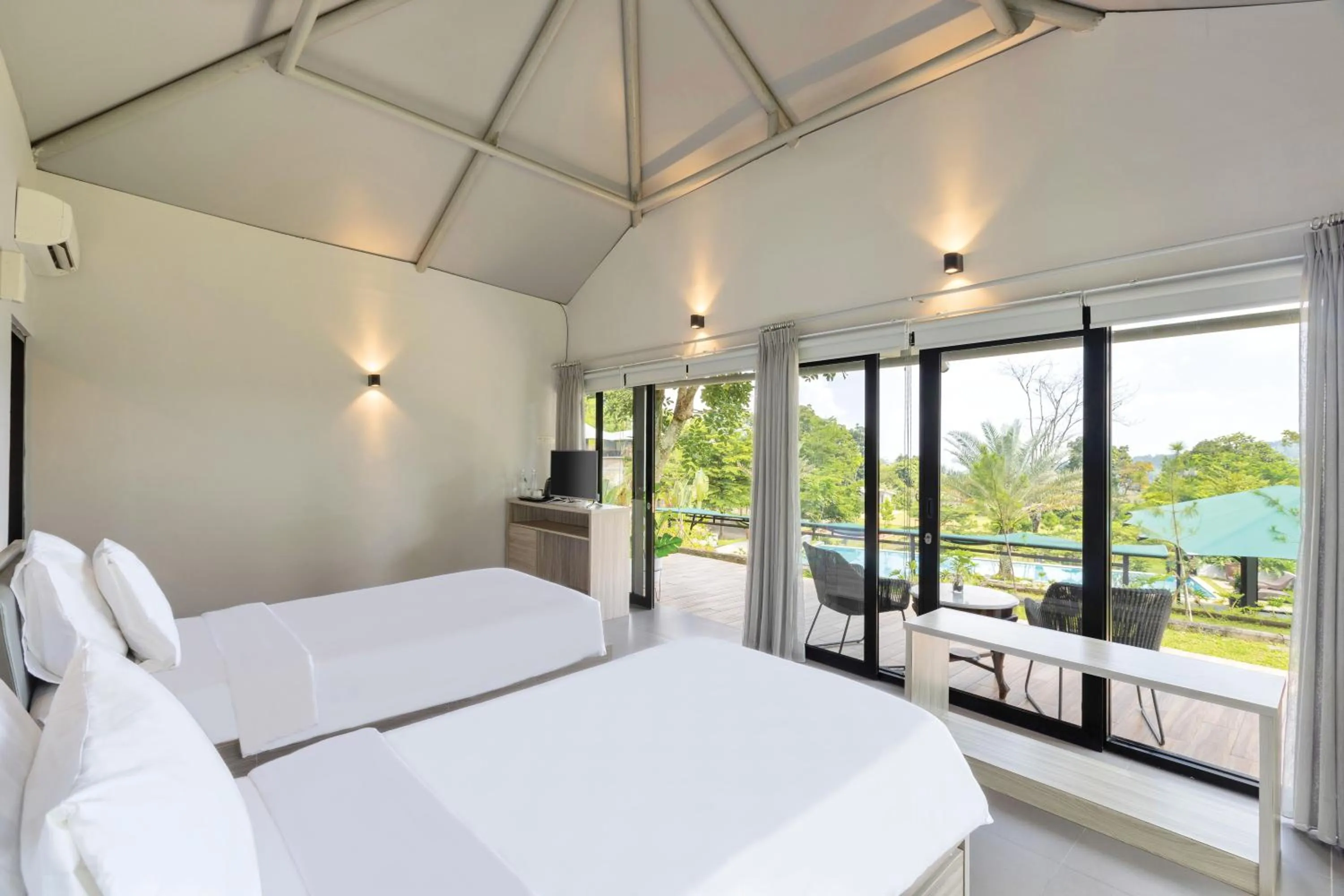 Bedroom, Bed in The Glamping at ARTOTEL Pelangi Park