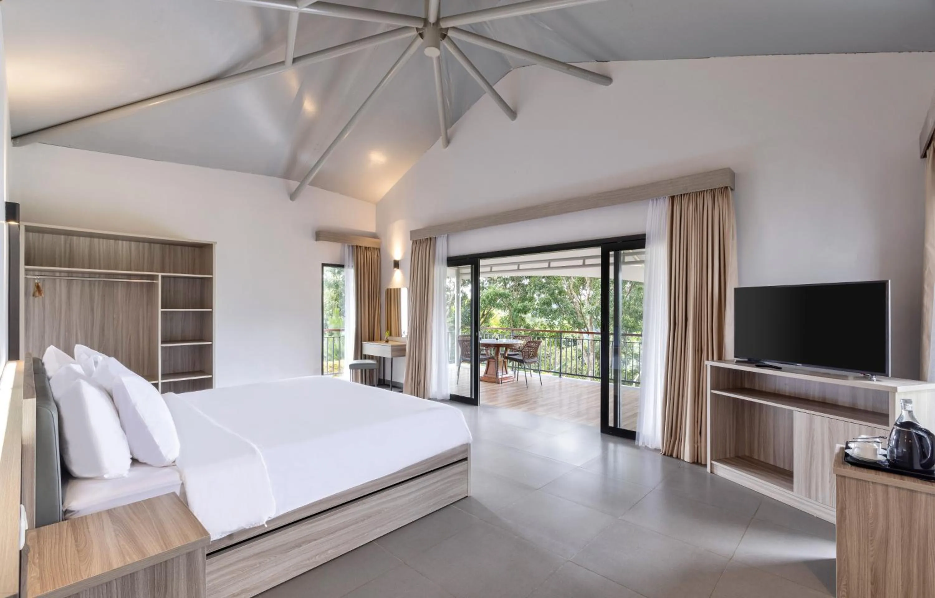 The Glamping at ARTOTEL Pelangi Park