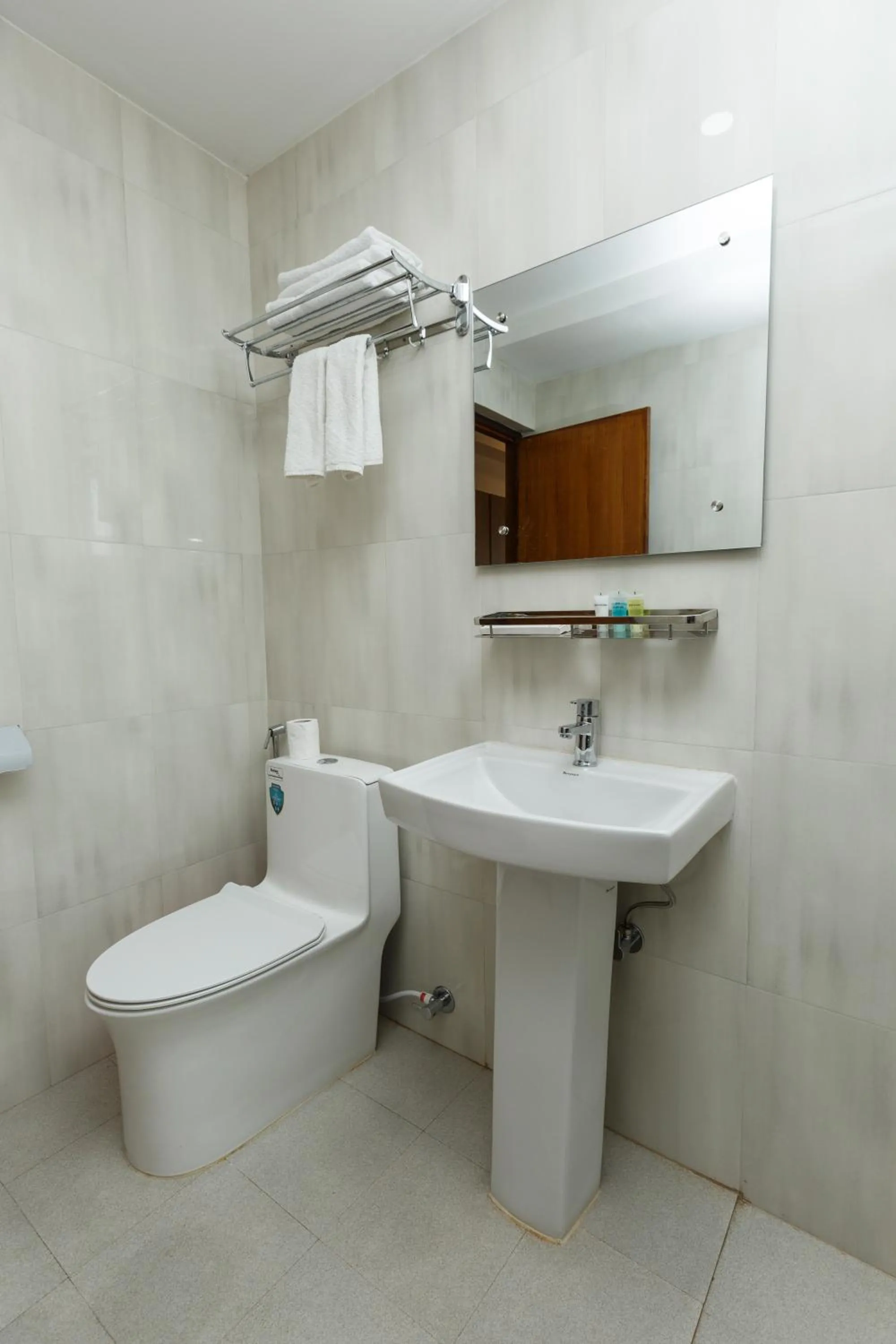 Shower in Shekhar's Place