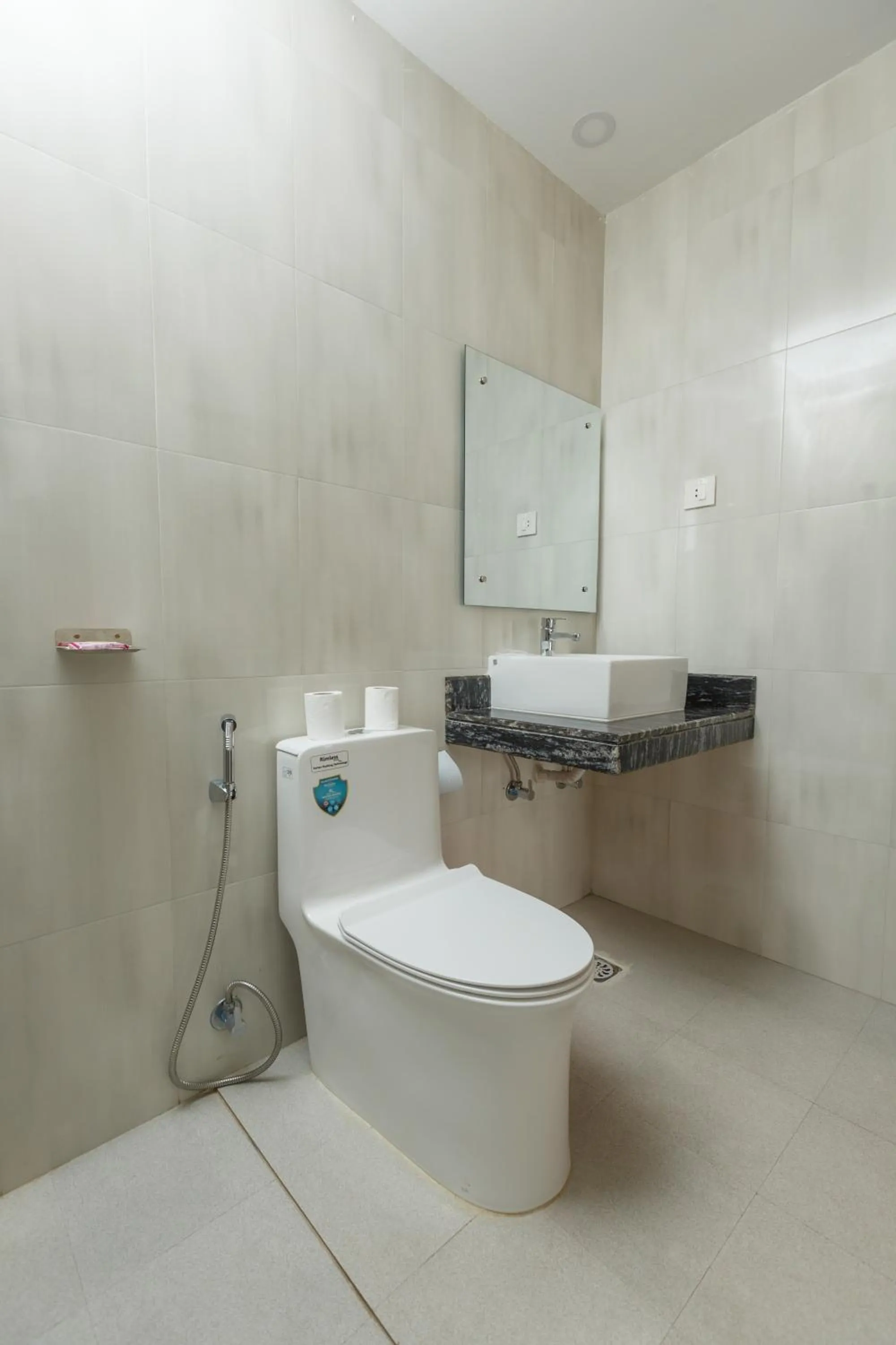 Shower in Shekhar's Place