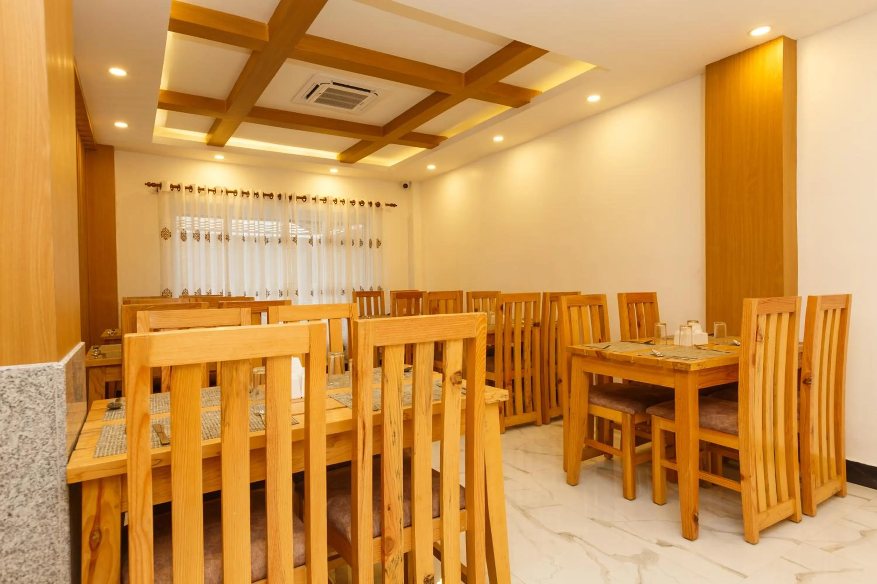 Restaurant/places to eat in Shekhar's Place