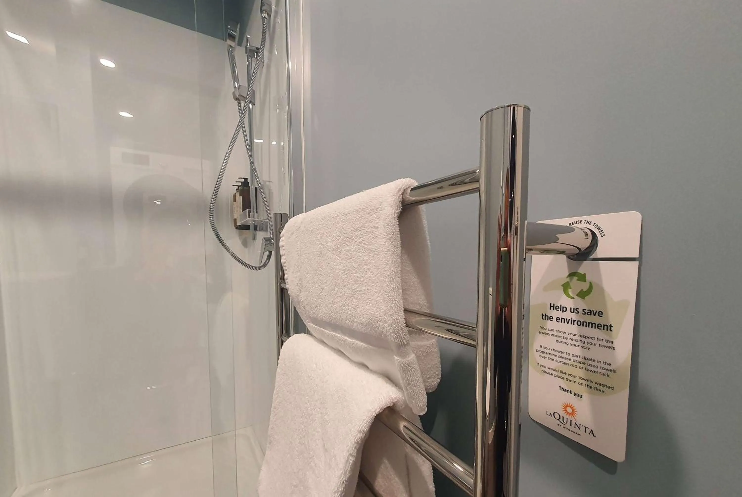 Bathroom in La Quinta by Wyndham Parnell Auckland