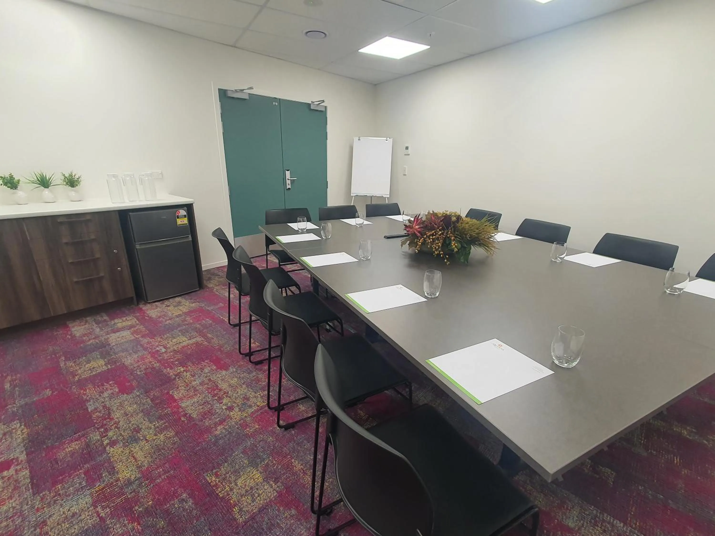 Meeting/conference room in La Quinta by Wyndham Parnell Auckland