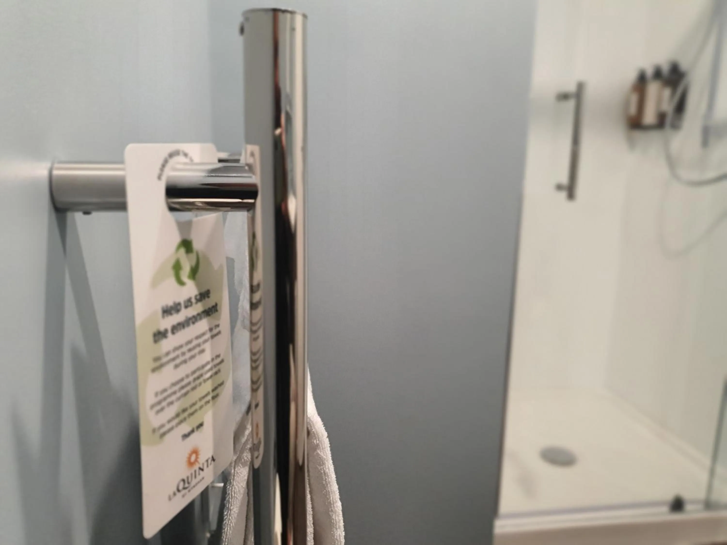 Bathroom in La Quinta by Wyndham Parnell Auckland