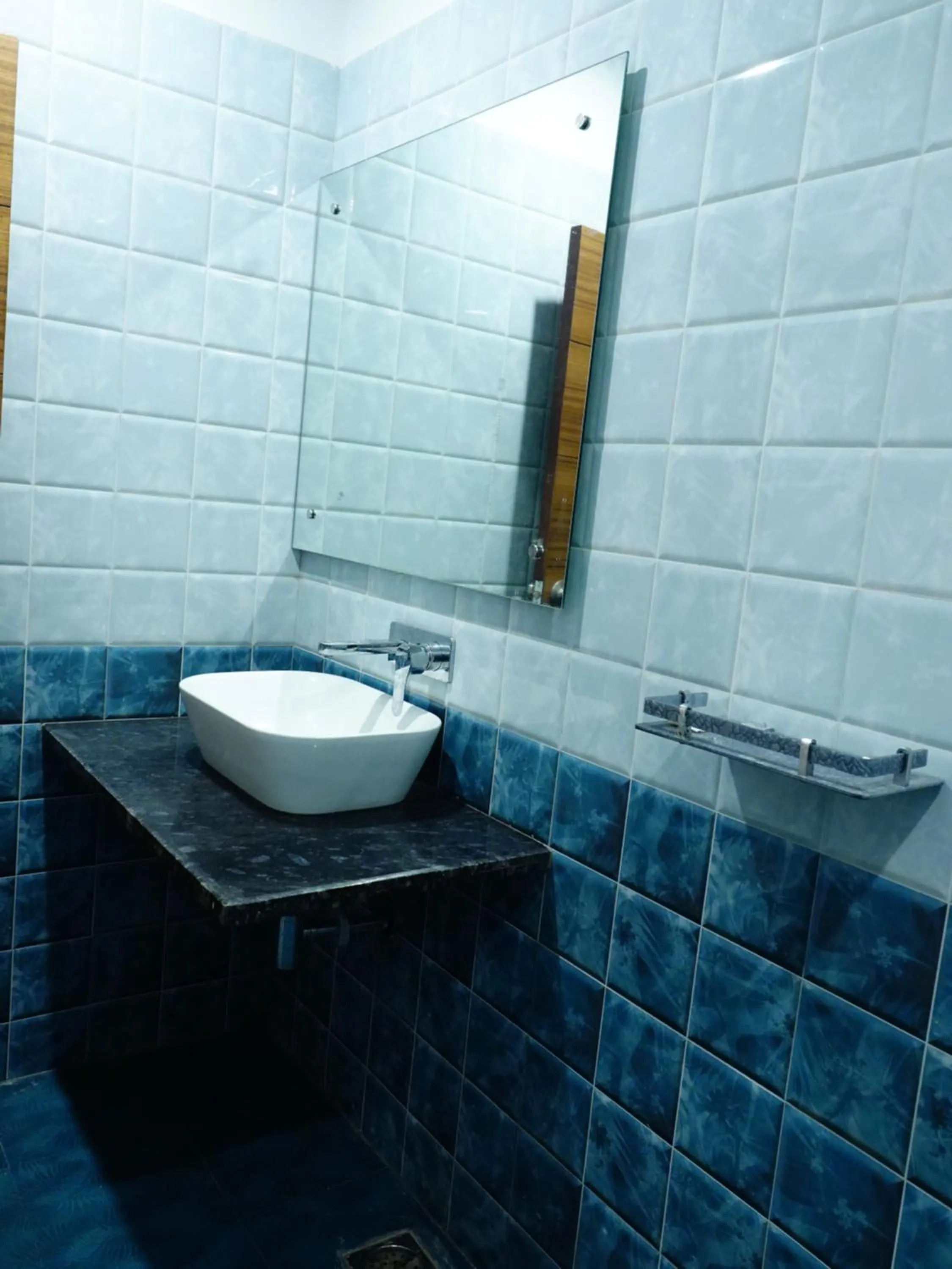 Bathroom in Rubystone Mussoorie A Leisure Resort