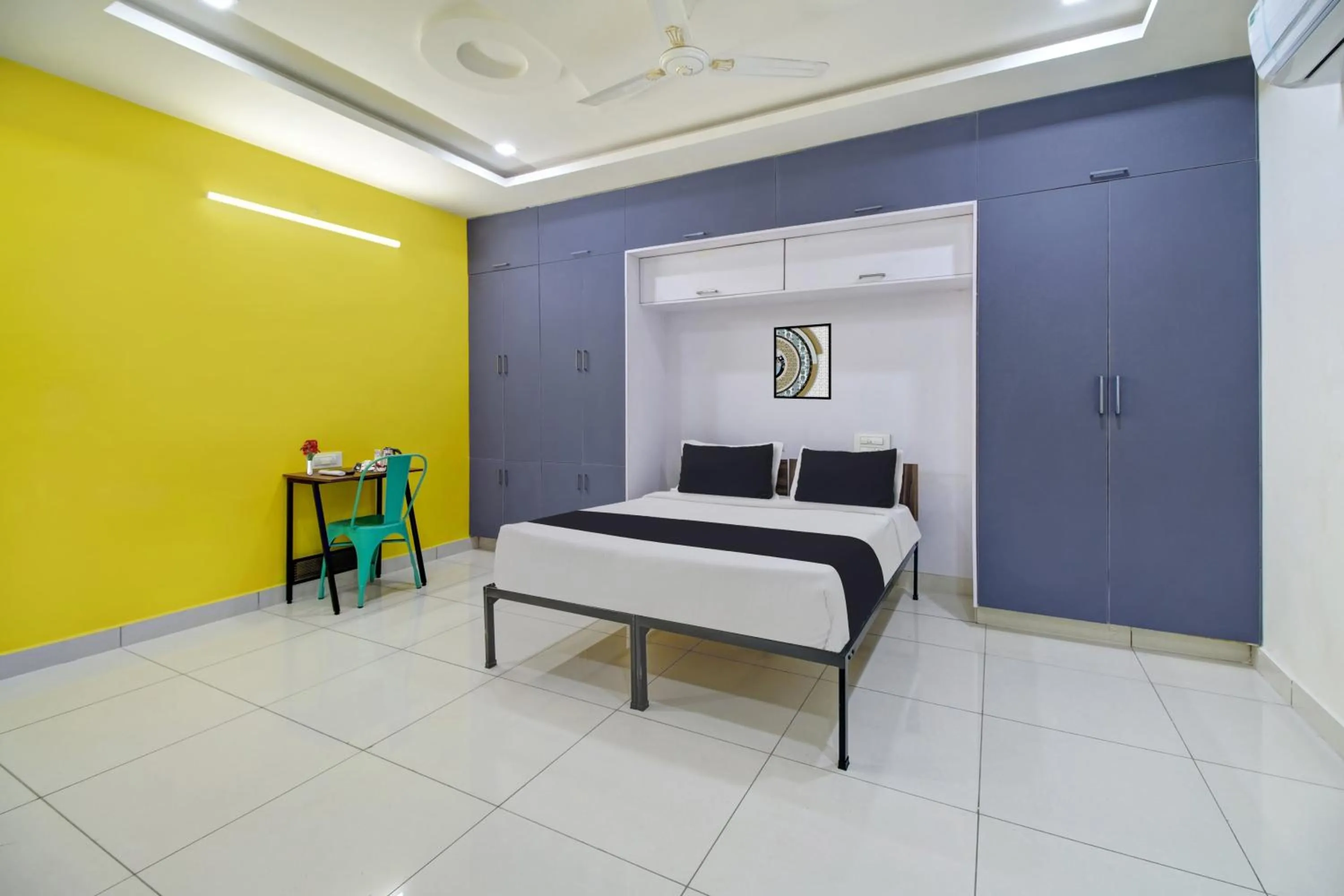 Bedroom, Bed in Super Hotel O Amaravathi Road Annapurna Nagar
