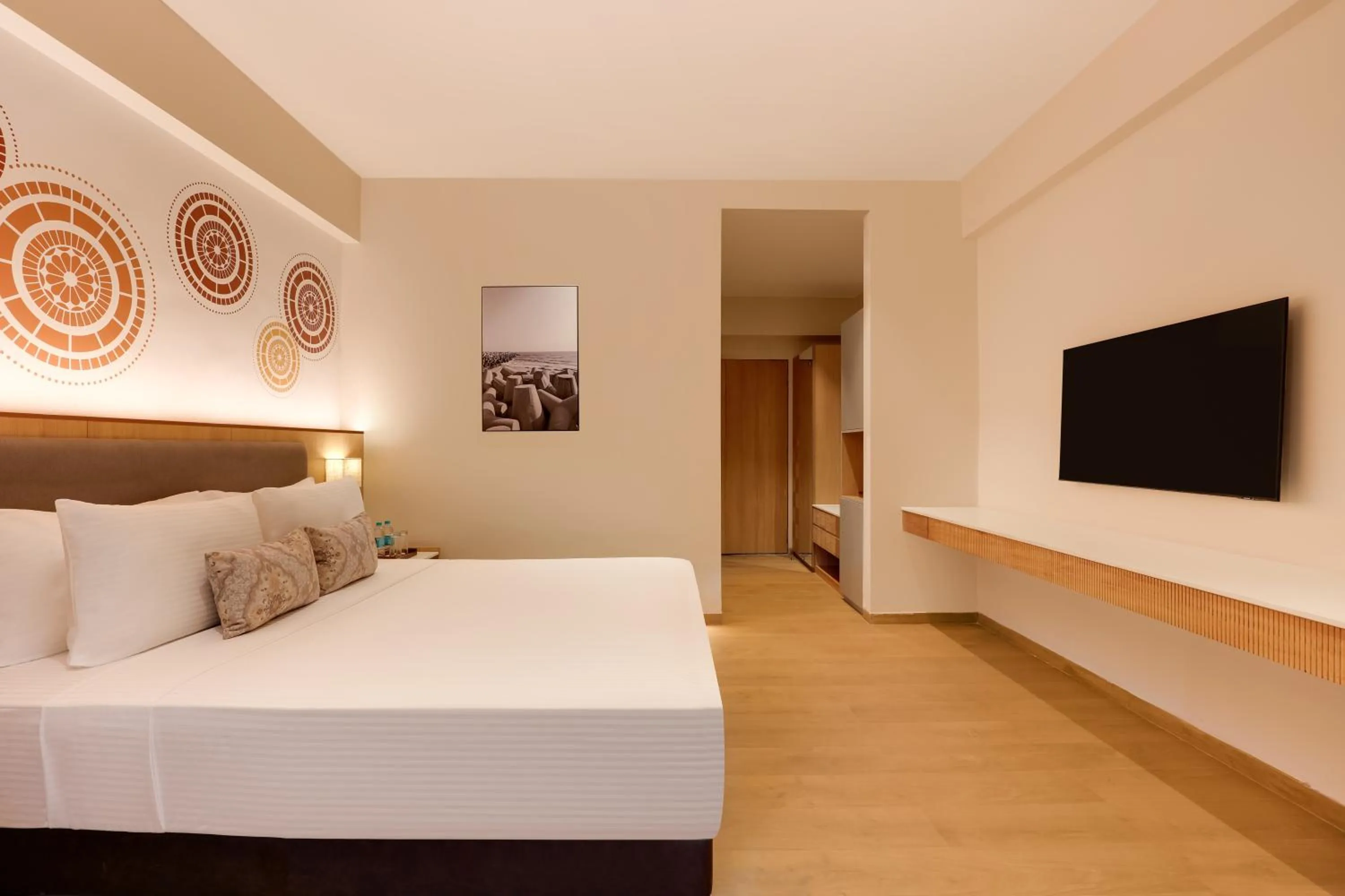 Bedroom, Bed in Lemon Tree Resort, Somnath