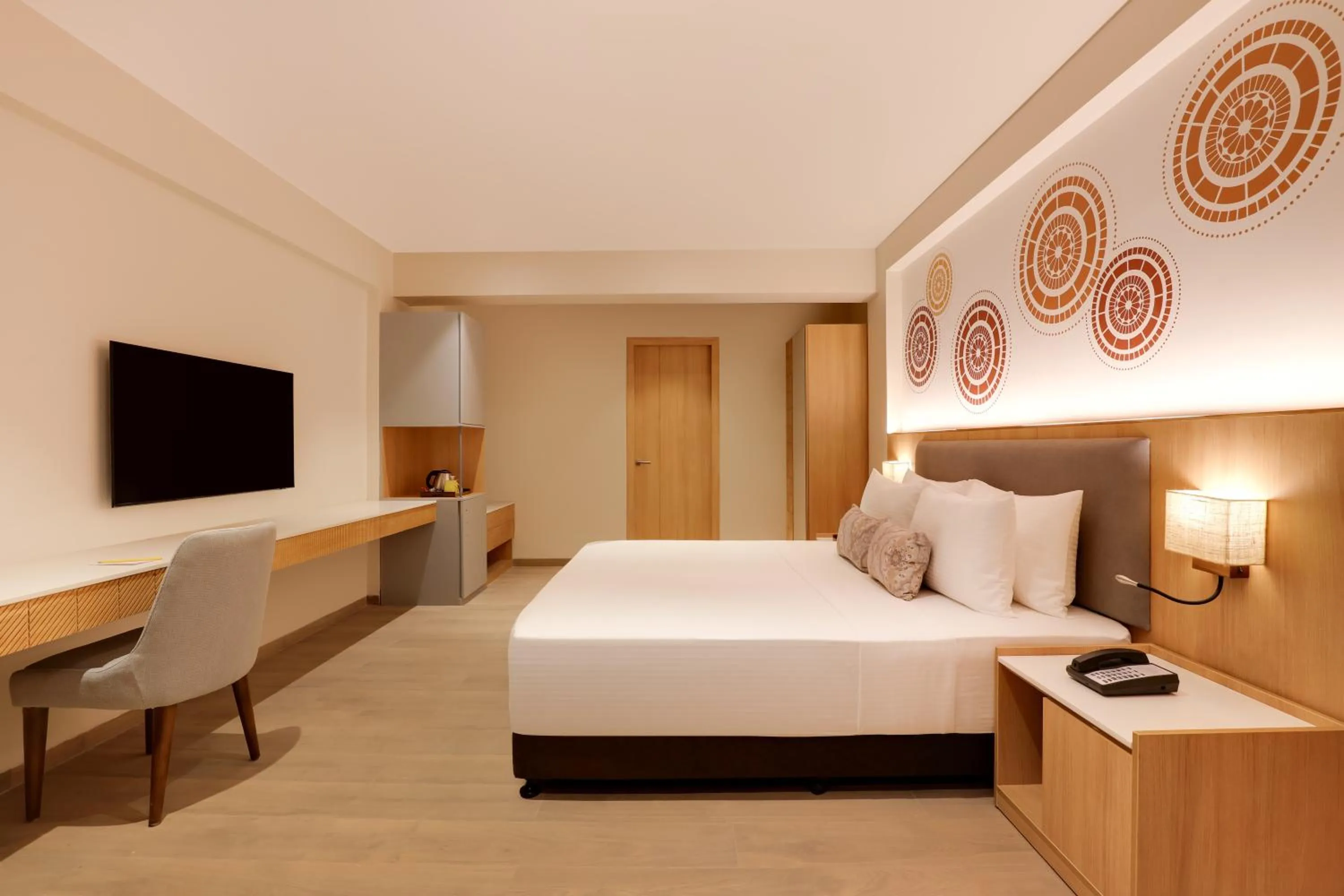 Bedroom, Bed in Lemon Tree Resort, Somnath