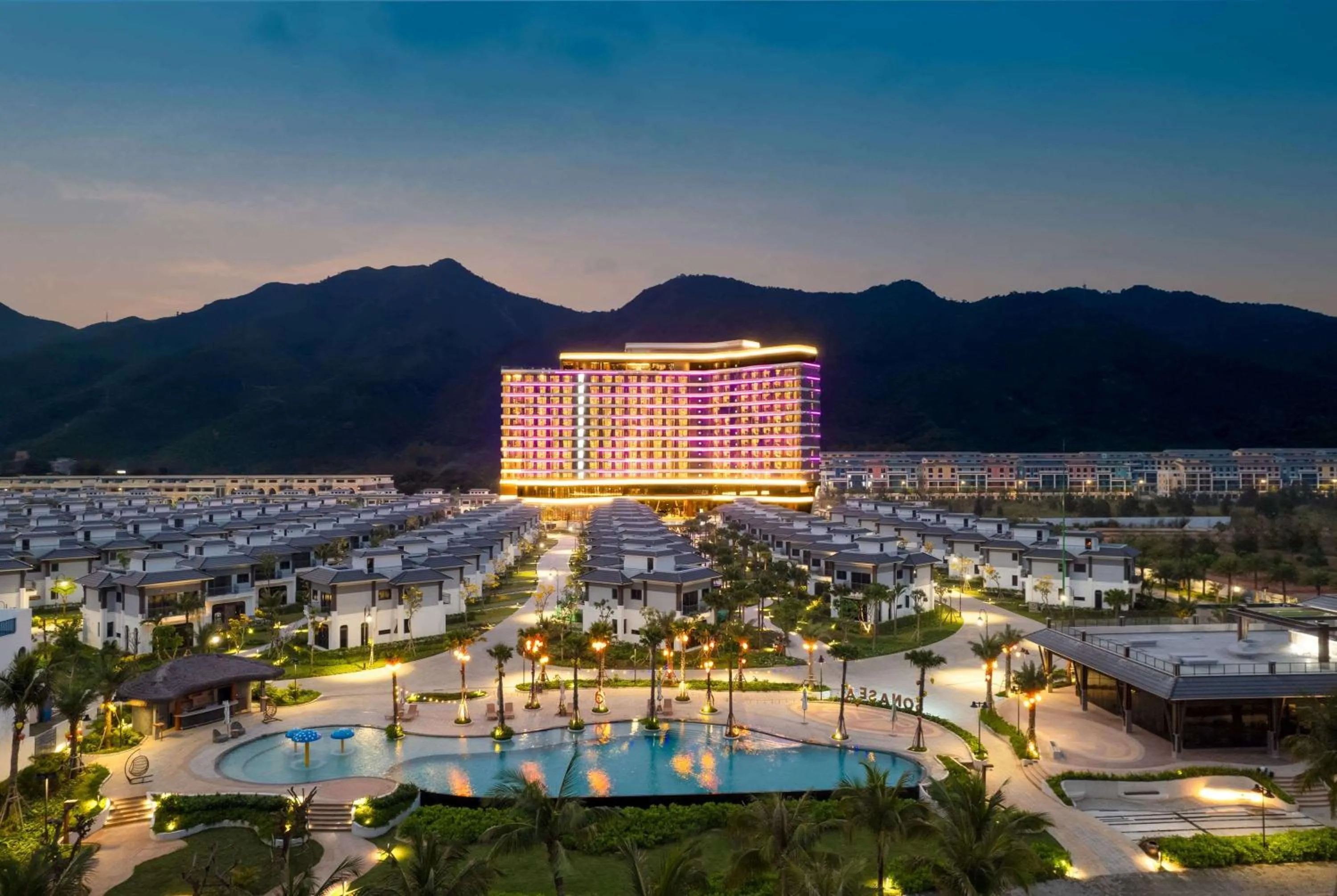 Property building in Wyndham Garden Sonasea Van Don