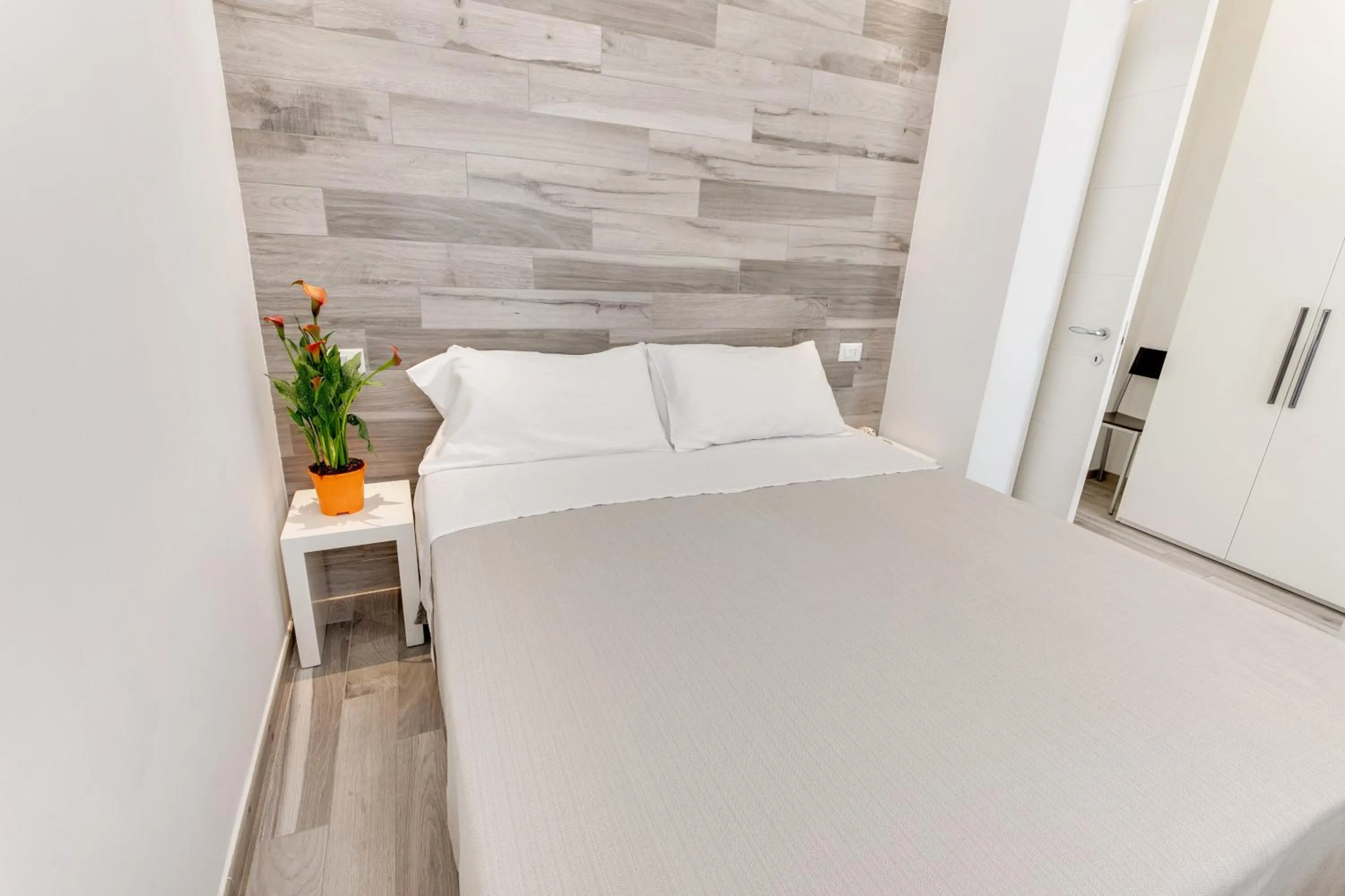 Bedroom, Bed in Residence Diffuso Arcobaleno