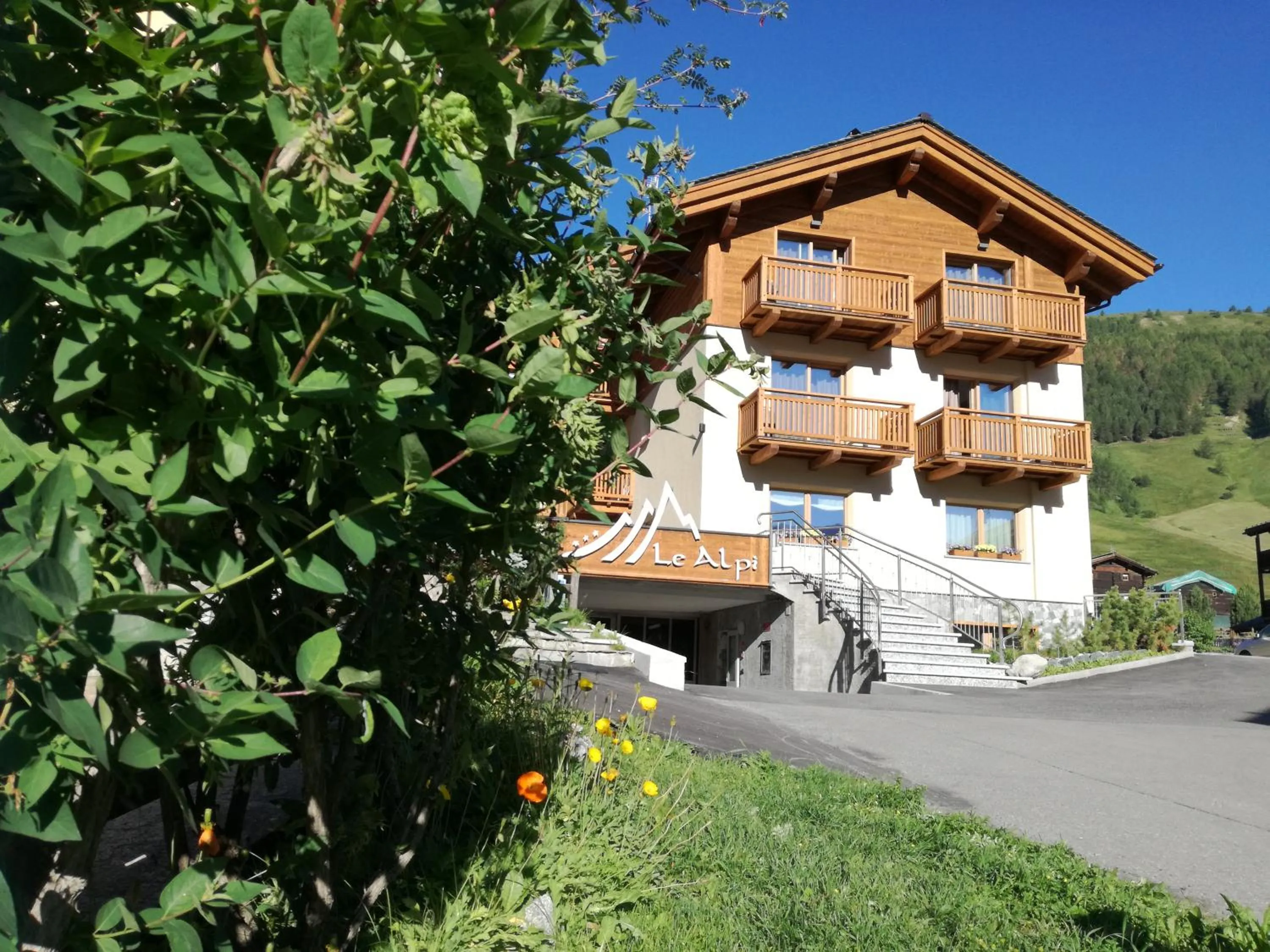 Property building in Hotel Le Alpi