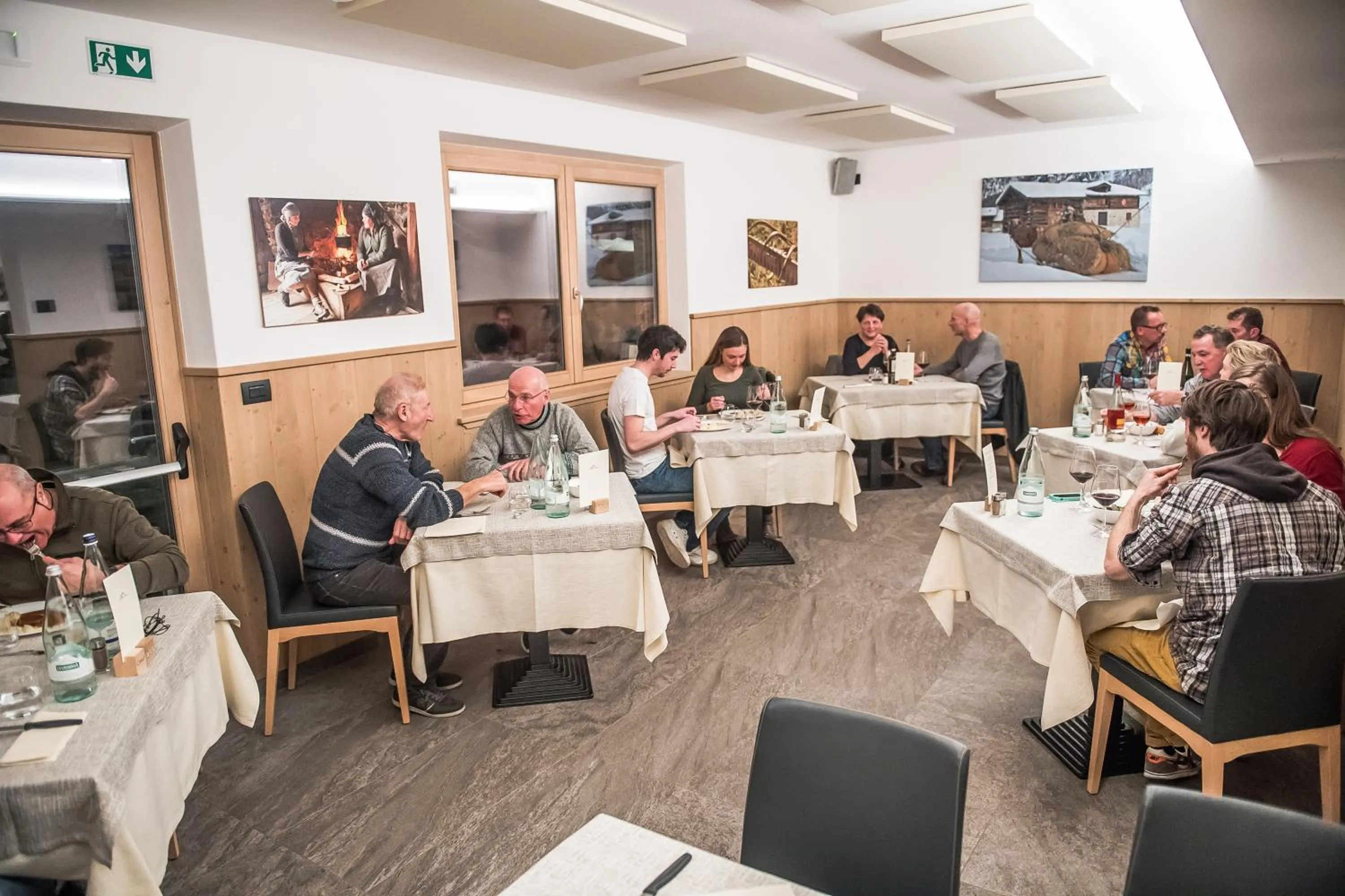 Restaurant/places to eat in Hotel Le Alpi