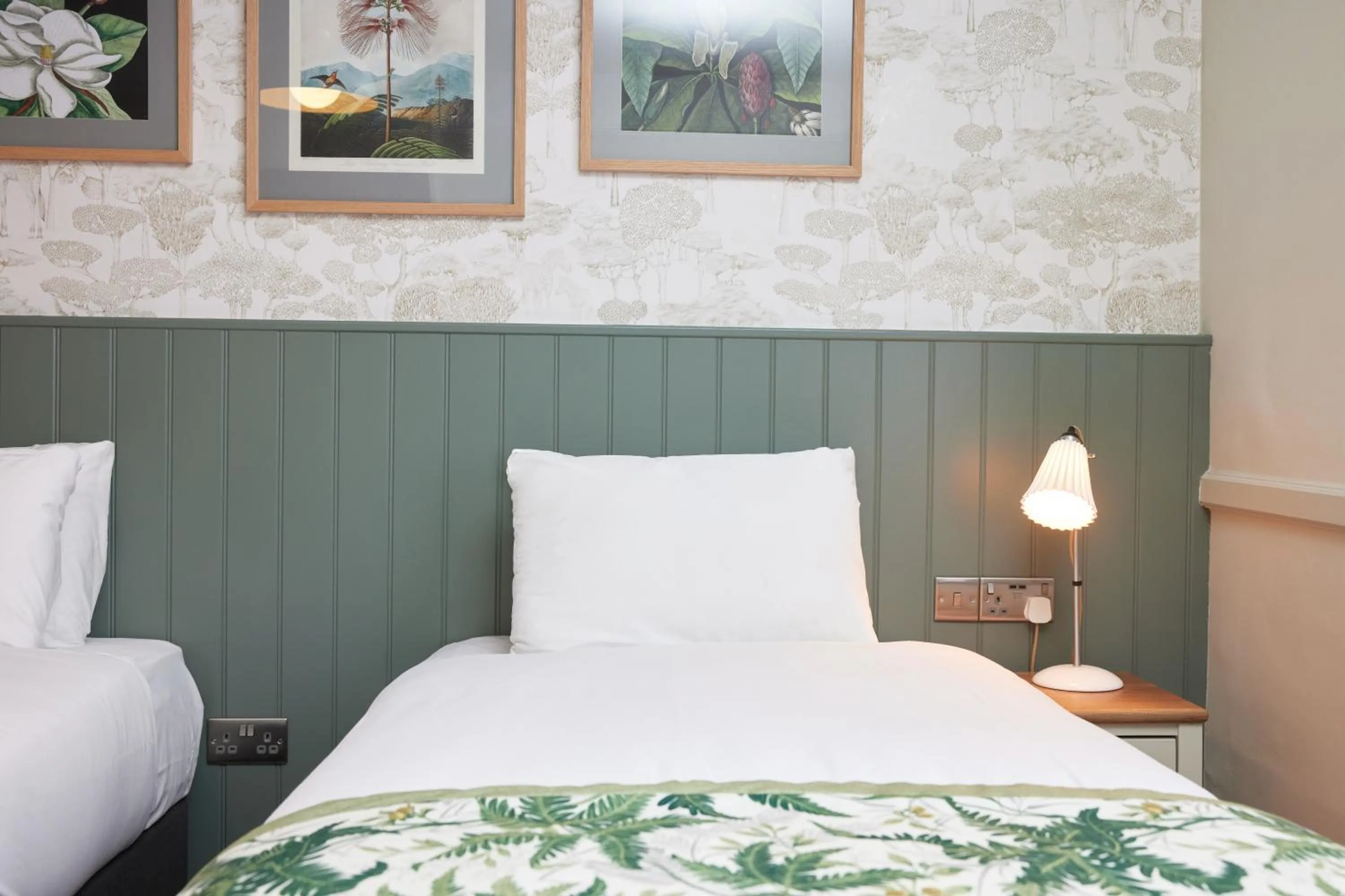 Bed in The Kings Head Wroxham by Greene King Inns