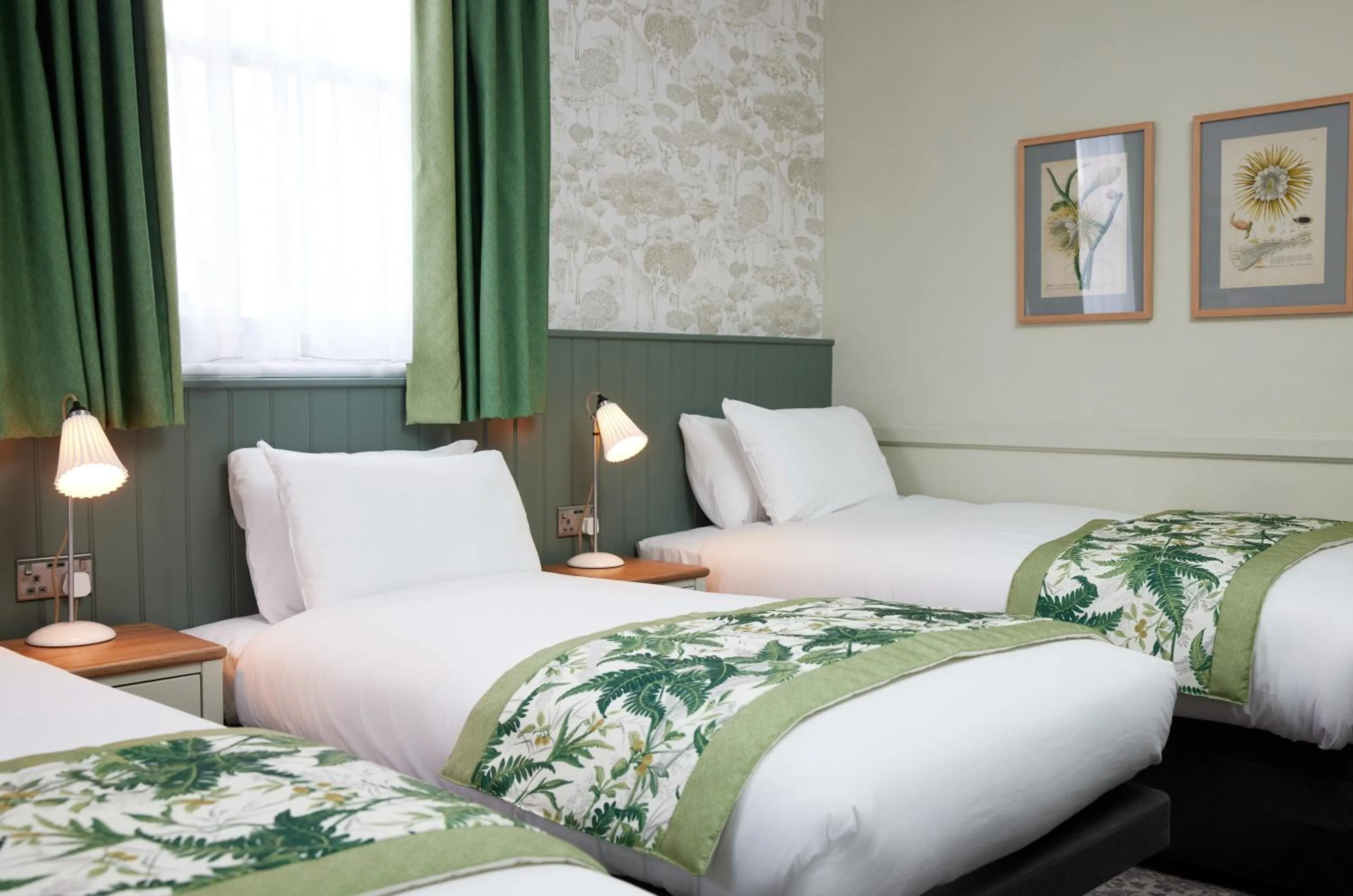 Bed in The Kings Head Wroxham by Greene King Inns