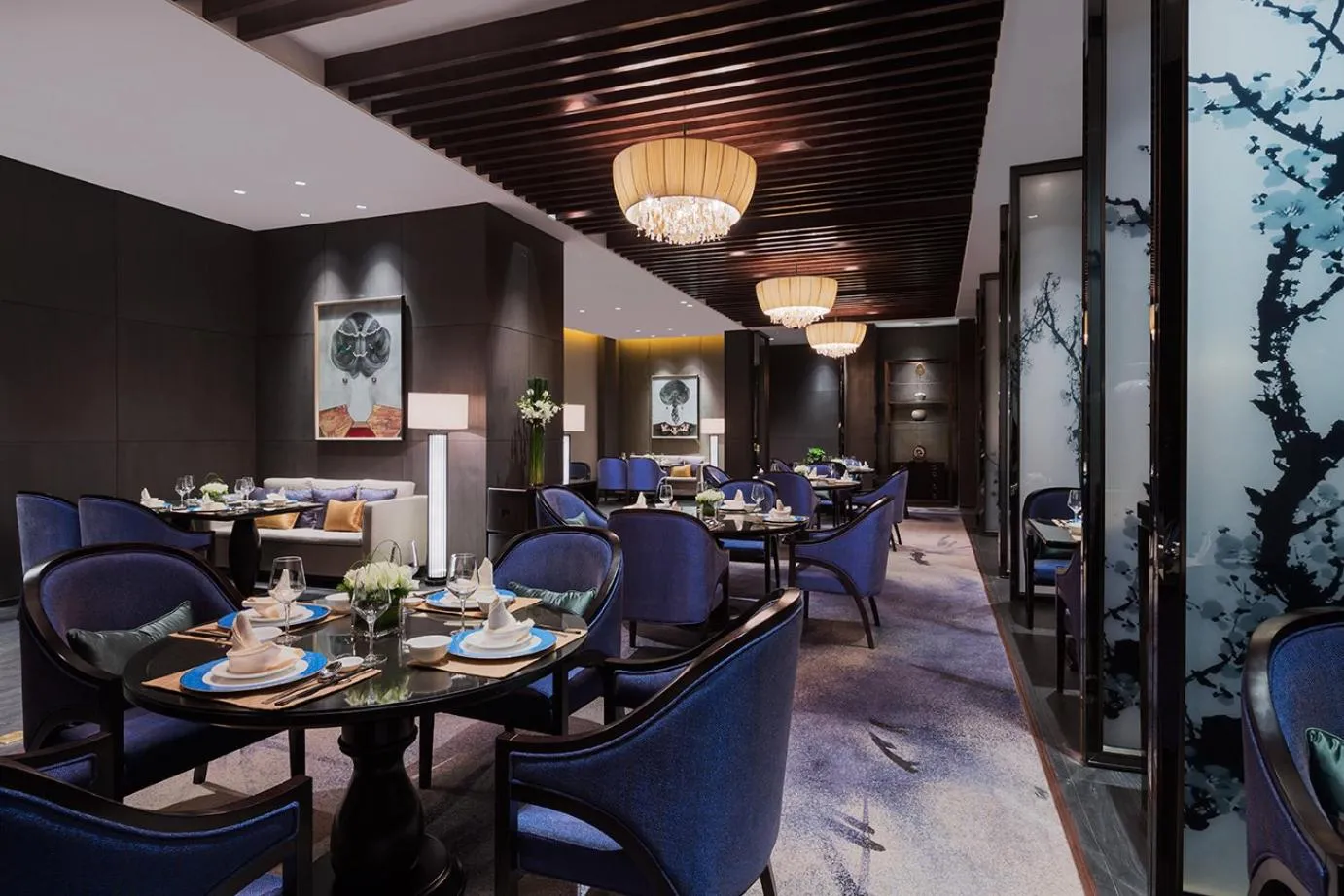 Restaurant/places to eat in Wanda Realm Hotel Wuhu