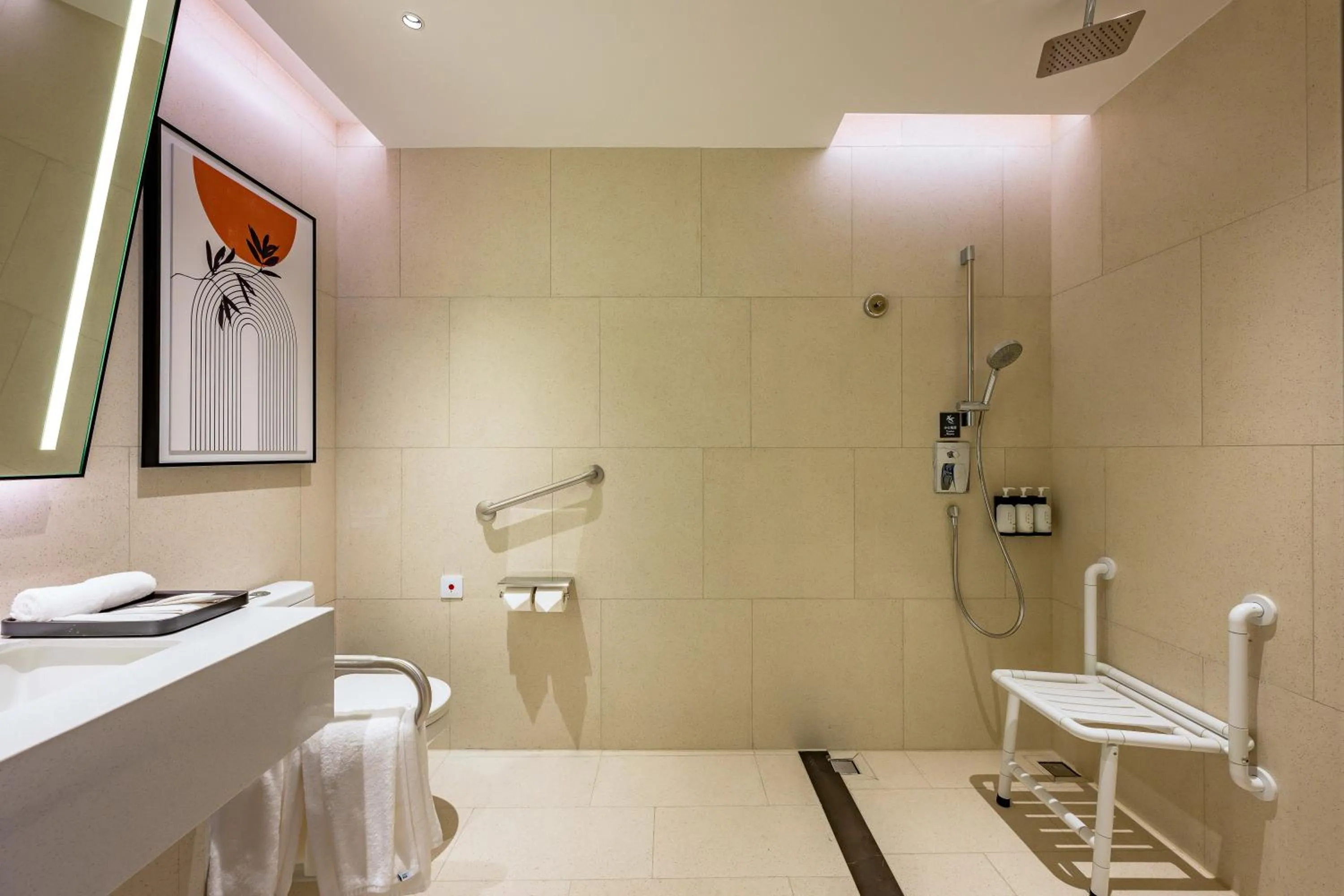 Shower in EVEN Hotel Qingdao Laoshan - an IHG Hotel