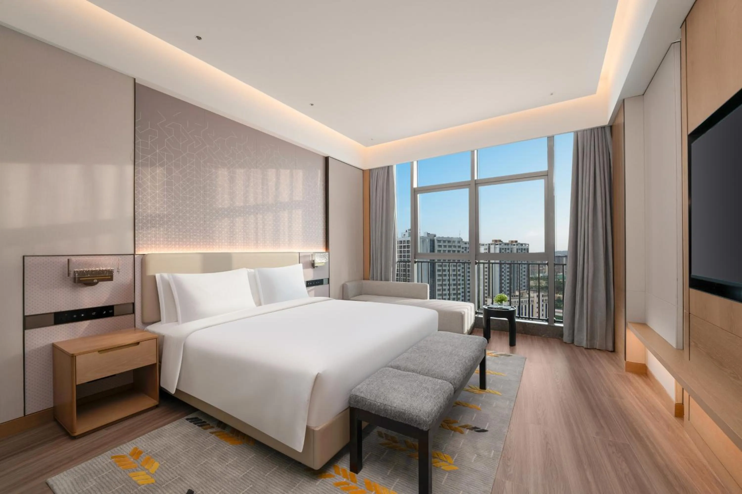 Photo of the whole room, Bed in Holiday Inn Guiyang Airport by IHG