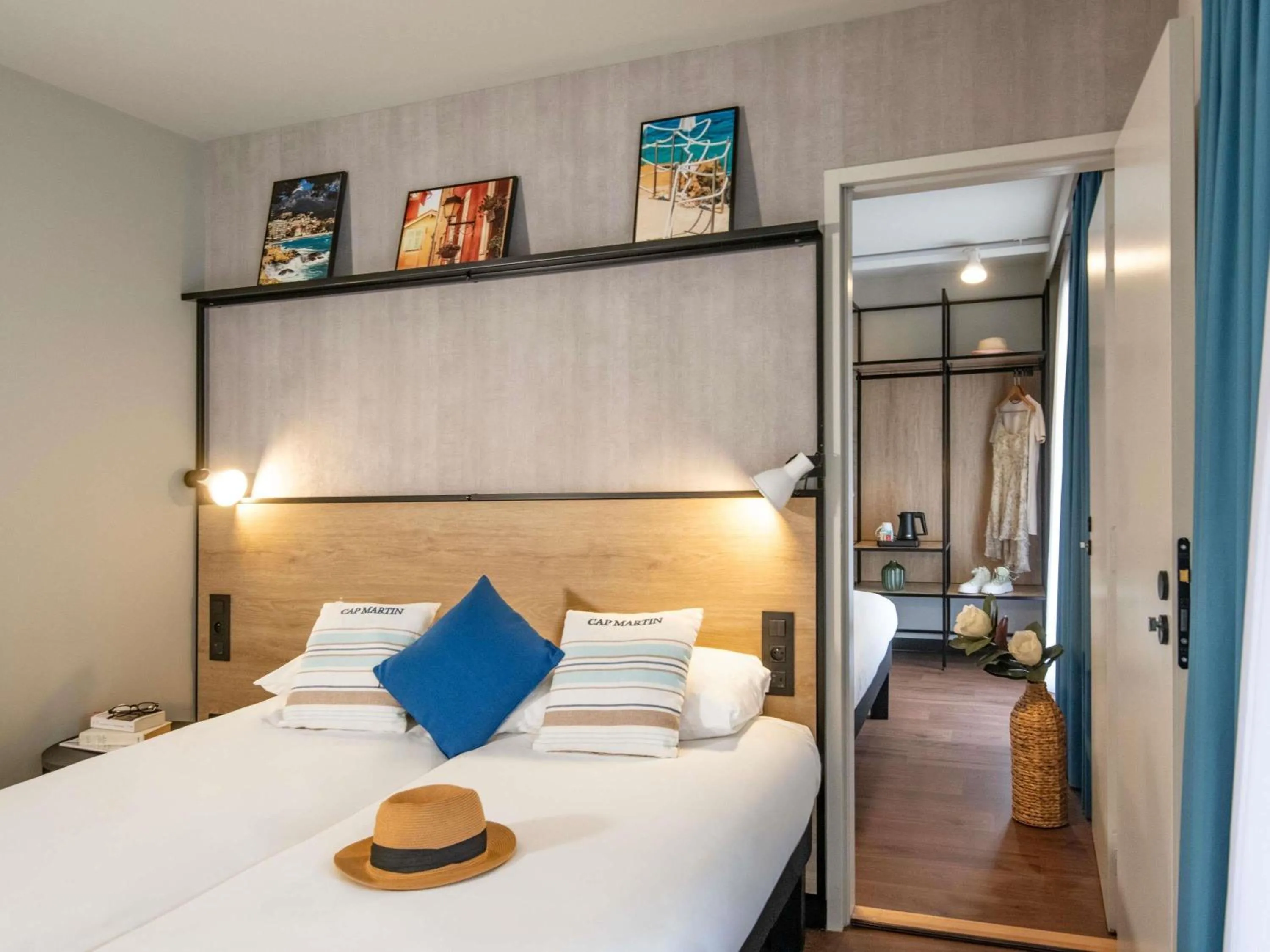 Bedroom, Bed in Ibis Roquebrune Cap Martin Menton