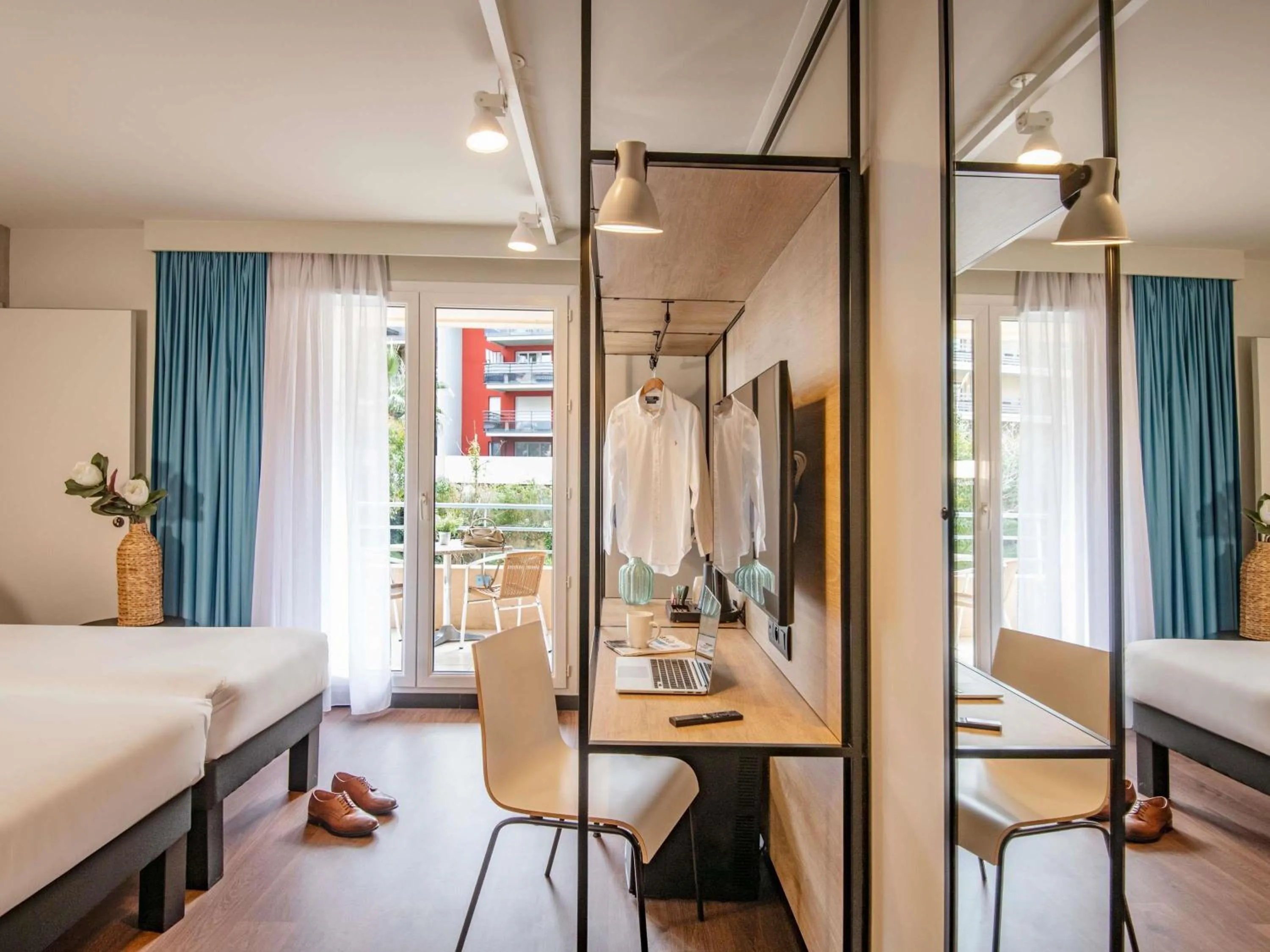 Bedroom, Bed in Ibis Roquebrune Cap Martin Menton