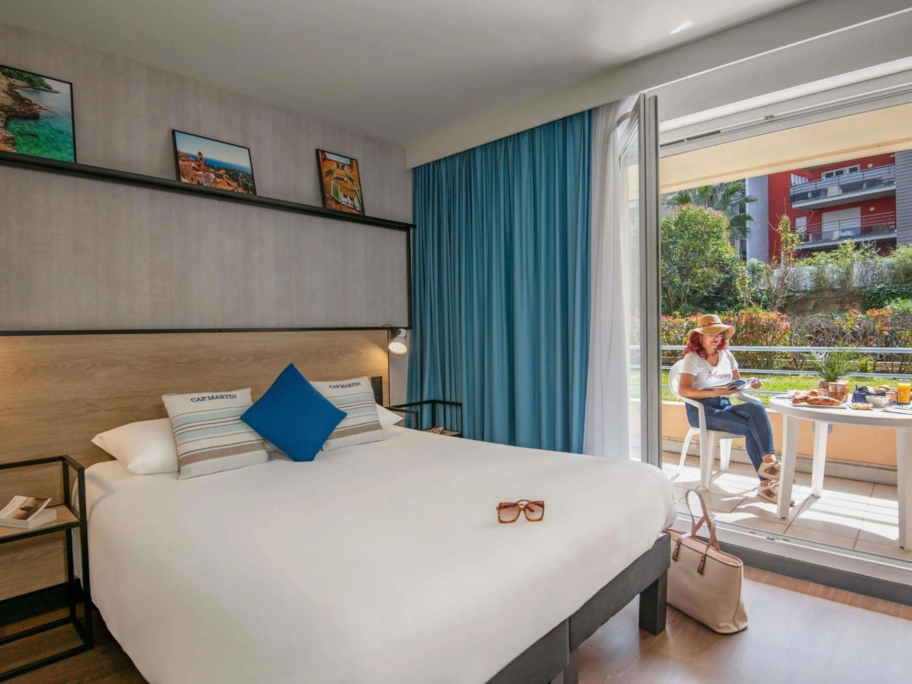 Bedroom, Bed in Ibis Roquebrune Cap Martin Menton