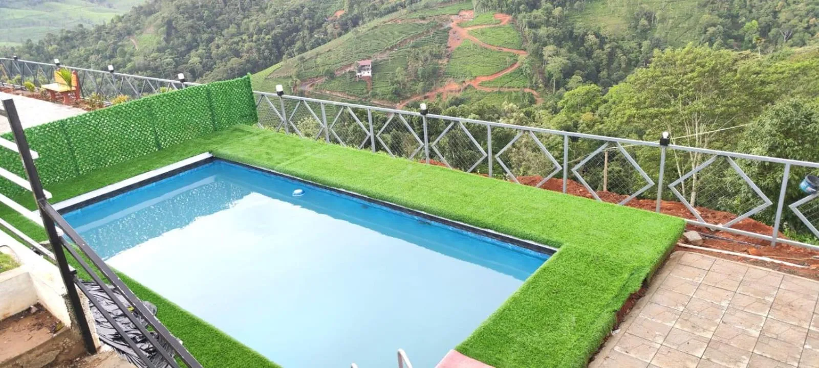 Swimming pool in Dusk Vistas Resort