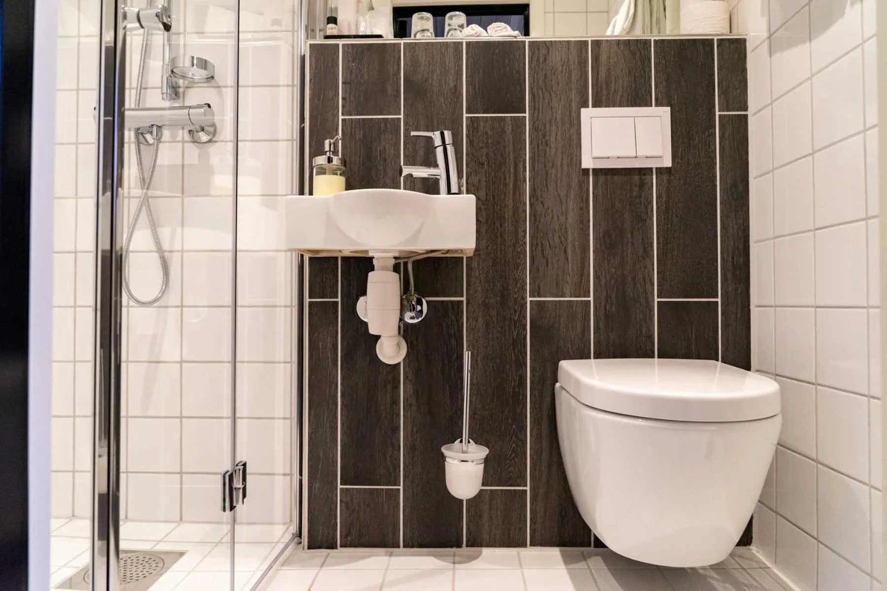 Shower in Vollan Gjestestue