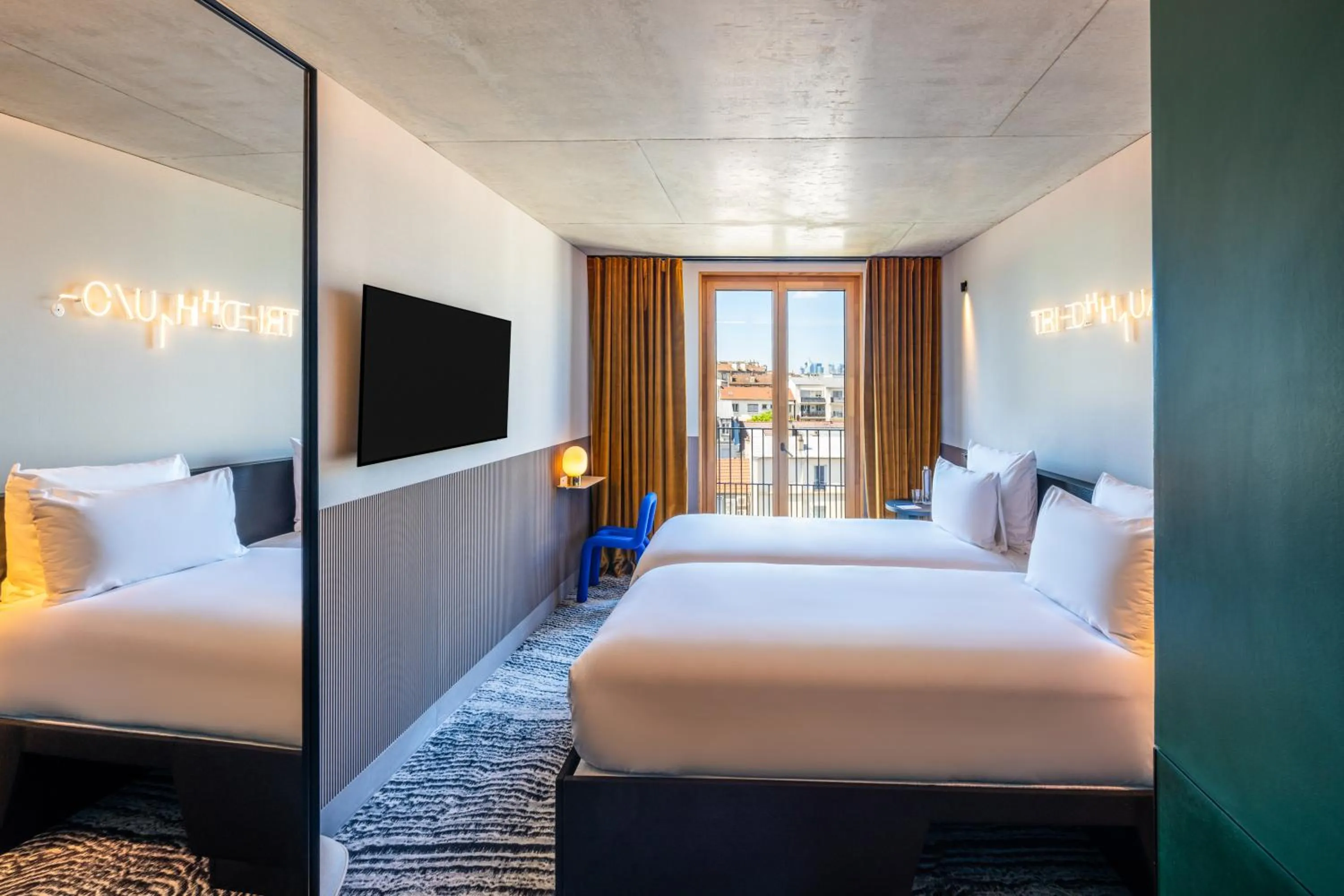 Bed in TRIBE Paris Clichy