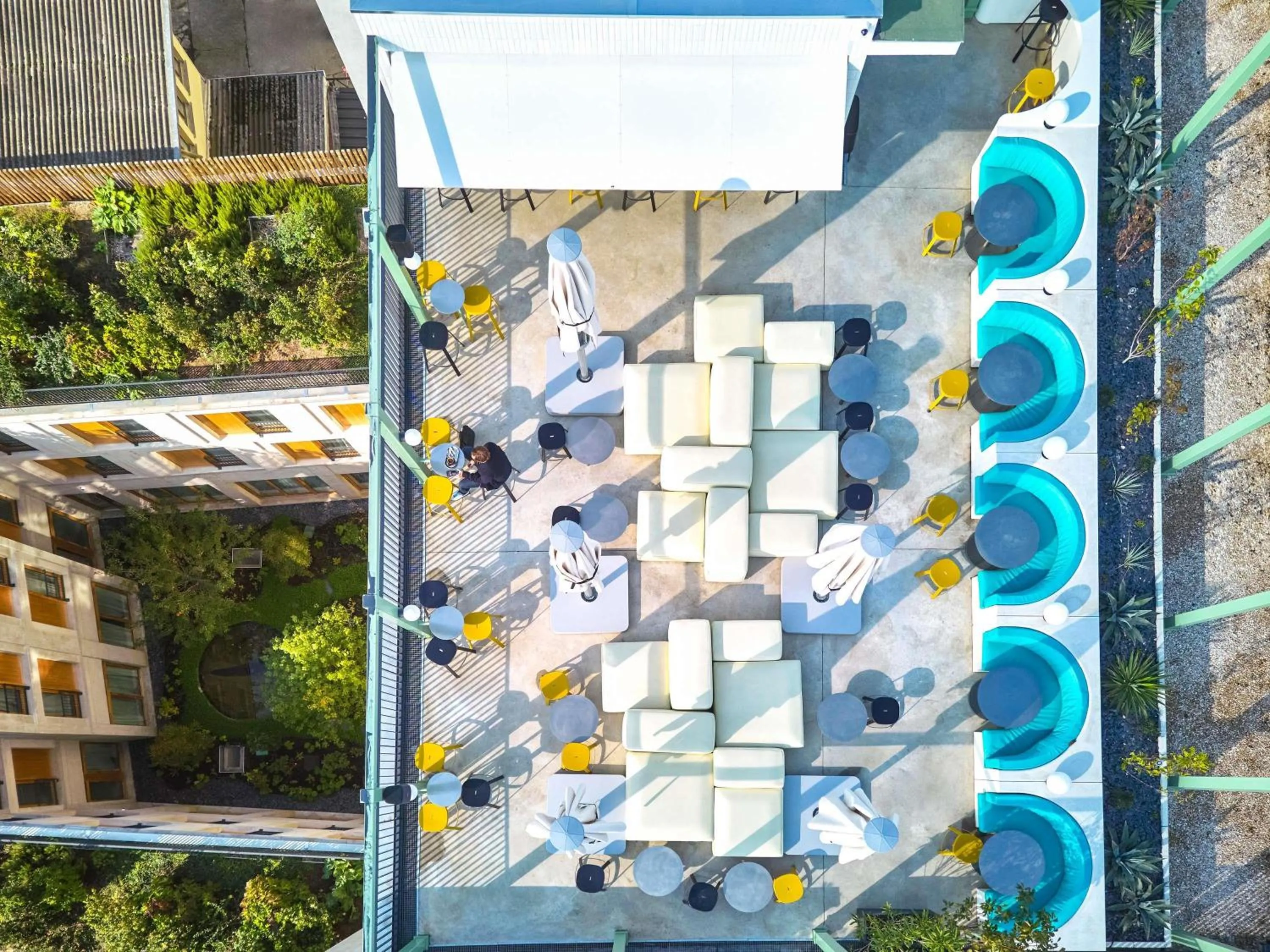 Lounge or bar in TRIBE Paris Clichy