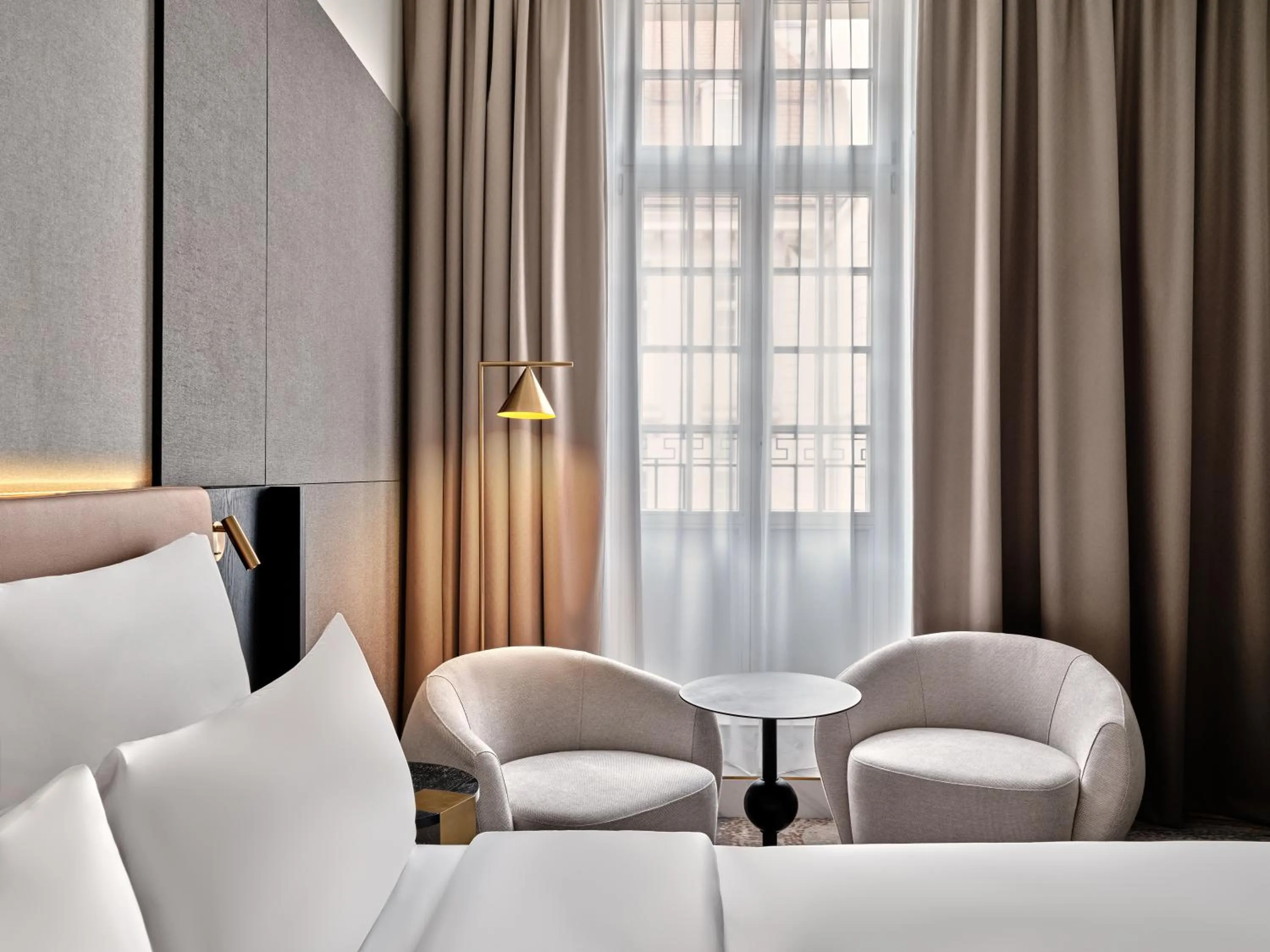 Bed in Mövenpick Grand Hotel Wroclaw