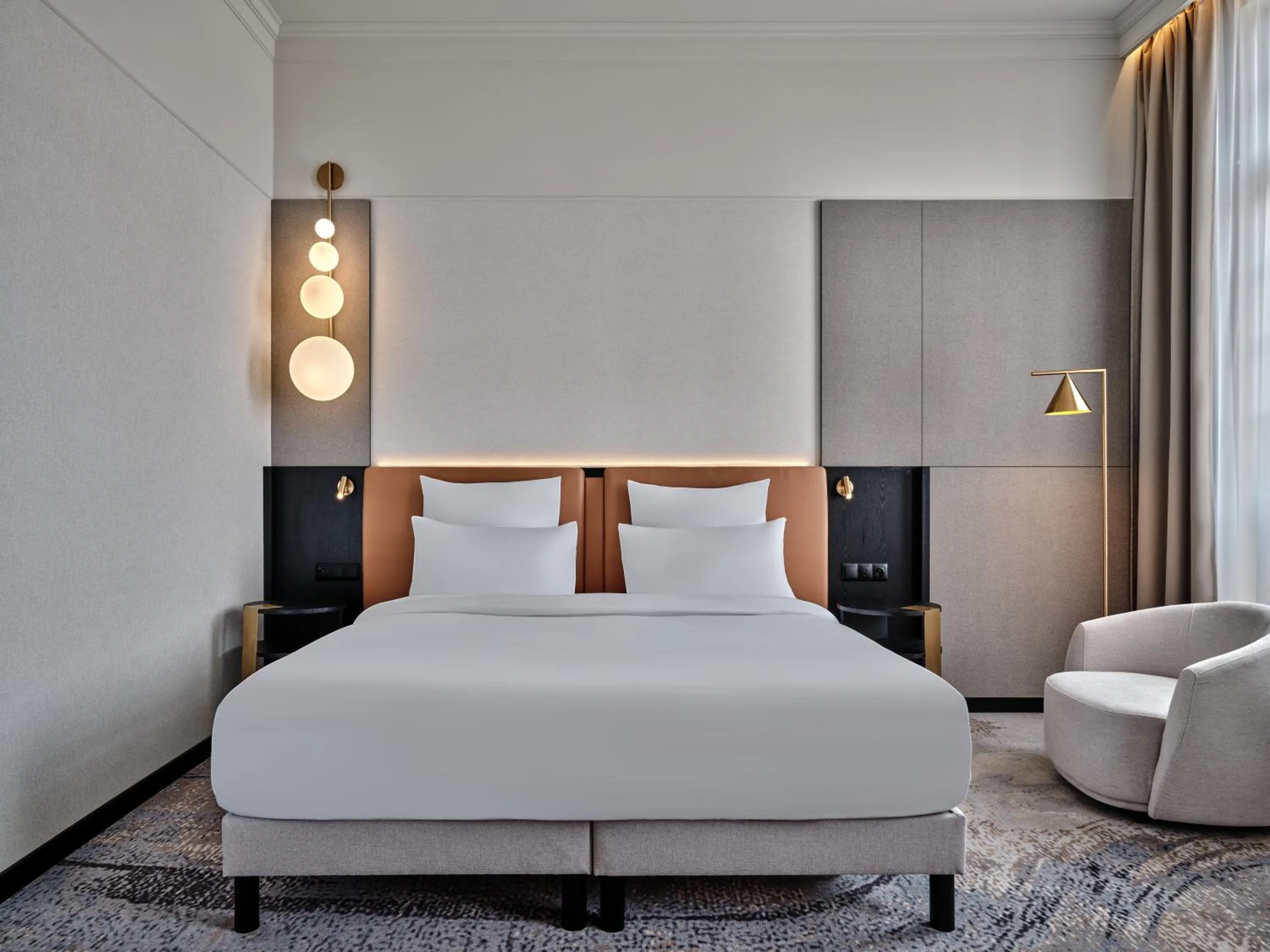 Bed in Mövenpick Grand Hotel Wroclaw